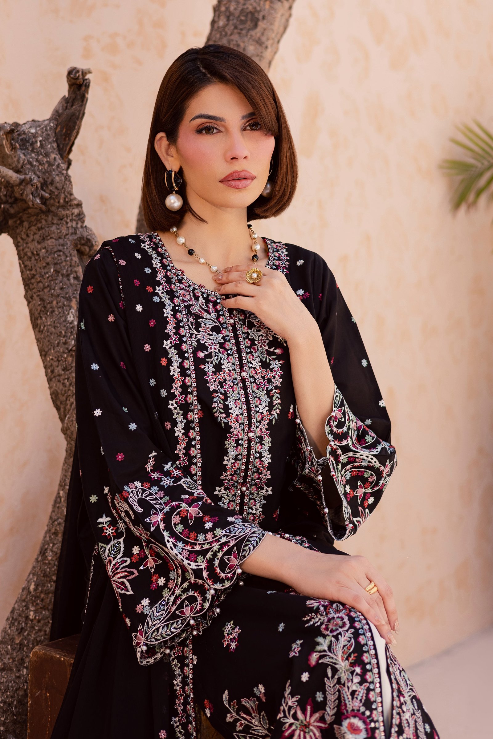 Aelin 3Pc - Festive Embroidered Lawn BATIKEID2026 BATIK XS / Black / Pima Lawn-S / Black / Pima Lawn-M / Black / Pima Lawn-L / Black / Pima Lawn-XL / Black / Pima Lawn