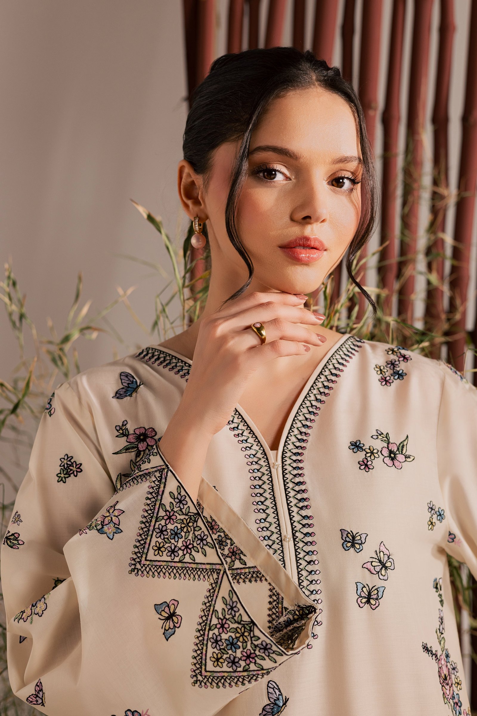 Anne 2Pc - Embroidered Lawn Dress EverydayEdit26 BATIK XS / White Swan / Pima Lawn-S / White Swan / Pima Lawn-M / White Swan / Pima Lawn-L / White Swan / Pima Lawn-XL / White Swan / Pima Lawn
