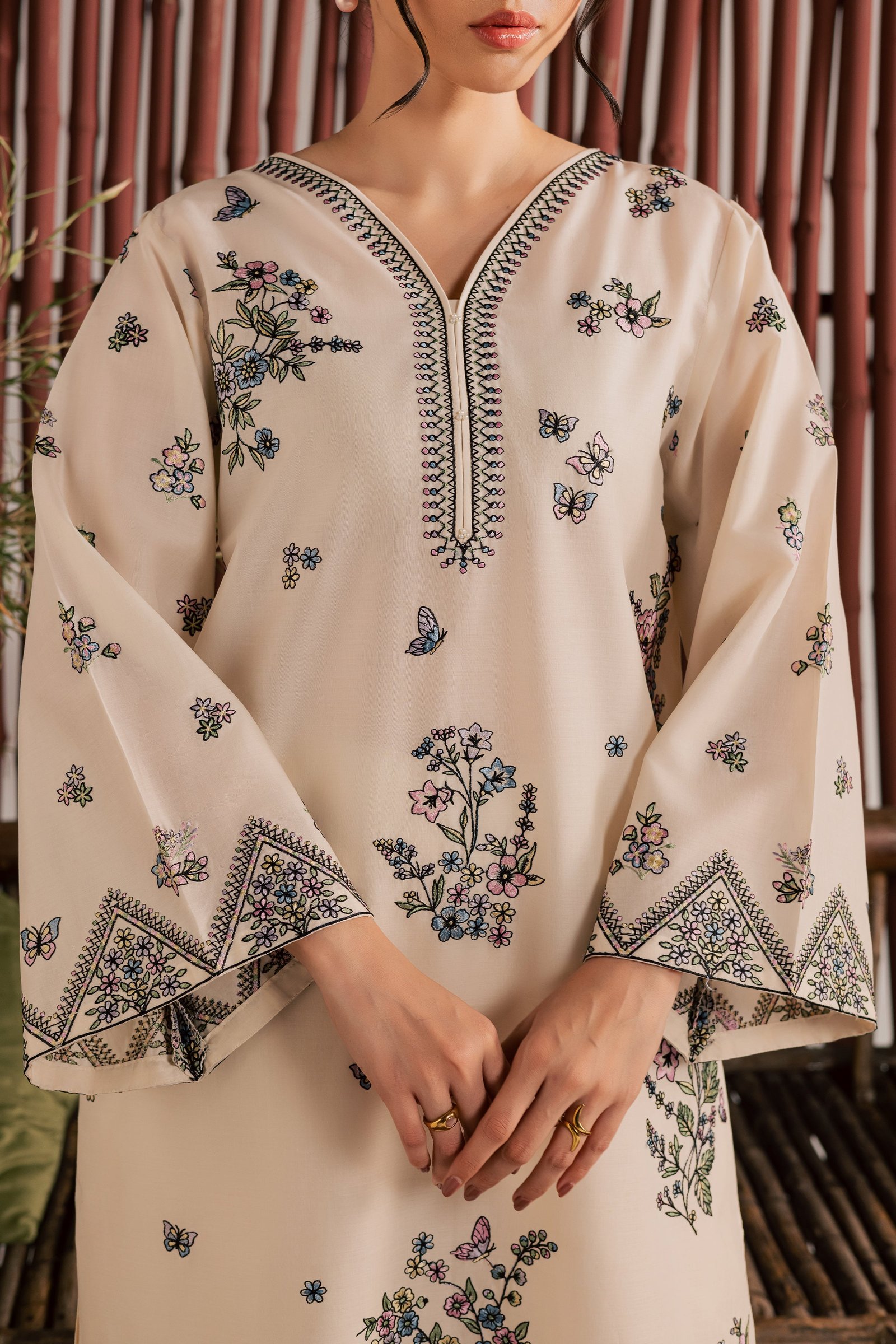 Anne 2Pc - Embroidered Lawn Dress EverydayEdit26 BATIK XS / White Swan / Pima Lawn-S / White Swan / Pima Lawn-M / White Swan / Pima Lawn-L / White Swan / Pima Lawn-XL / White Swan / Pima Lawn