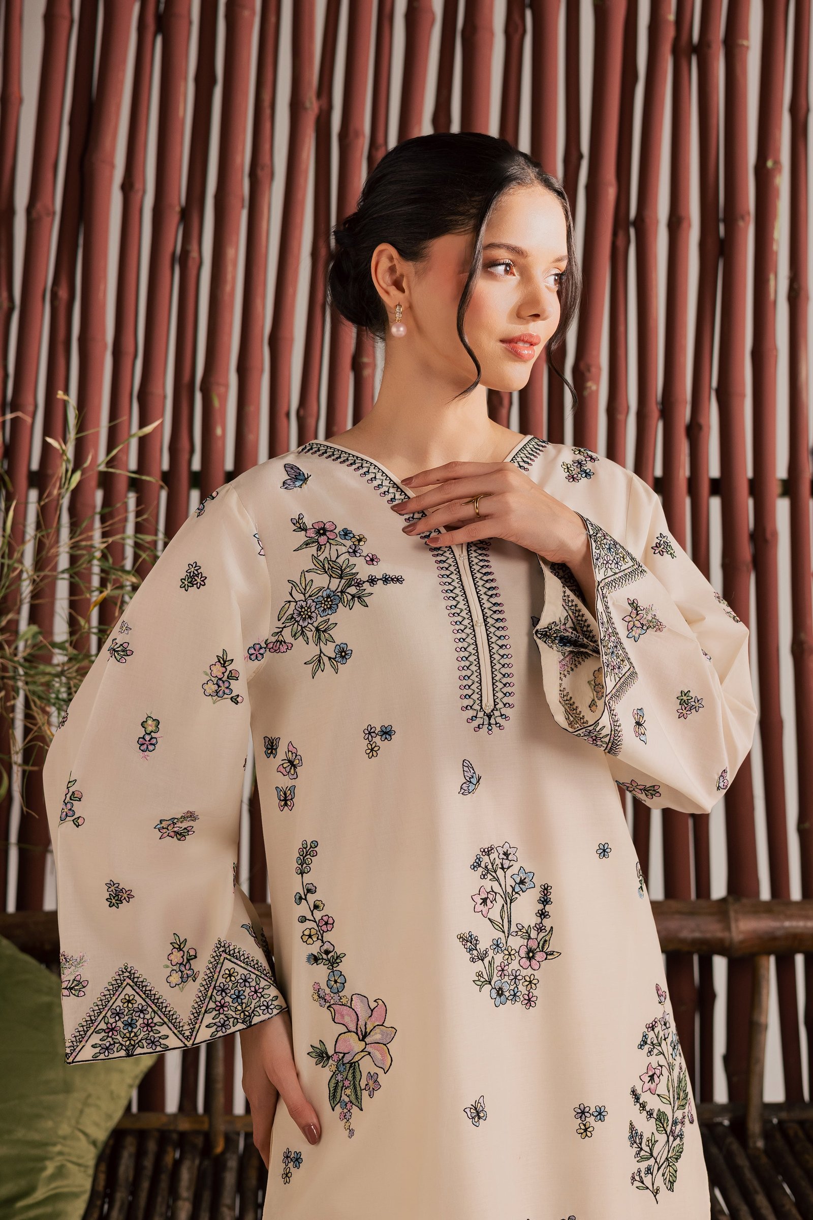 Anne 2Pc - Embroidered Lawn Dress EverydayEdit26 BATIK XS / White Swan / Pima Lawn-S / White Swan / Pima Lawn-M / White Swan / Pima Lawn-L / White Swan / Pima Lawn-XL / White Swan / Pima Lawn