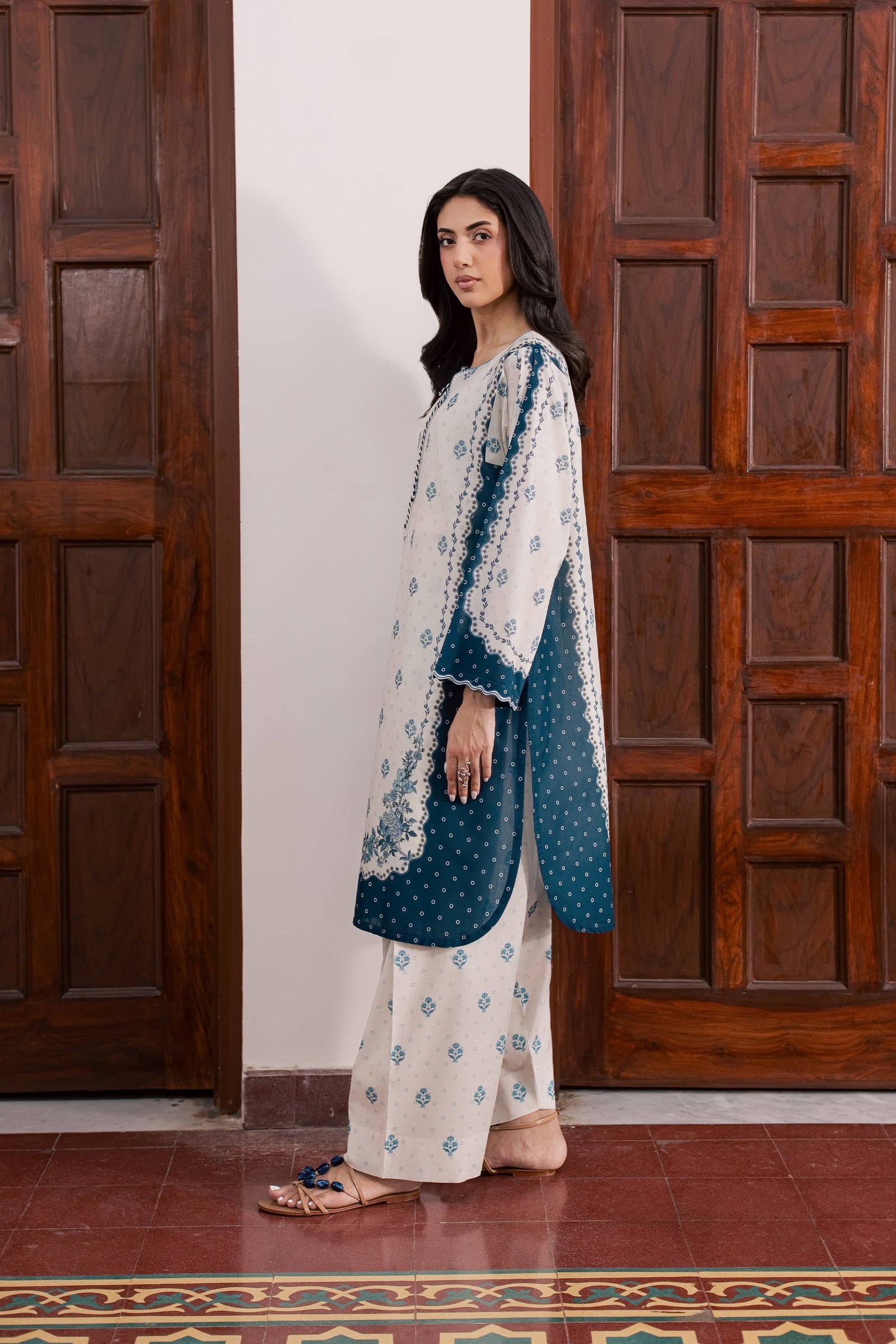 Aura 2Pc - Printed Lawn Dress BATIKSS26 BATIK XS / Off White / Lawn-S / Off White / Lawn-M / Off White / Lawn-L / Off White / Lawn-XL / Off White / Lawn