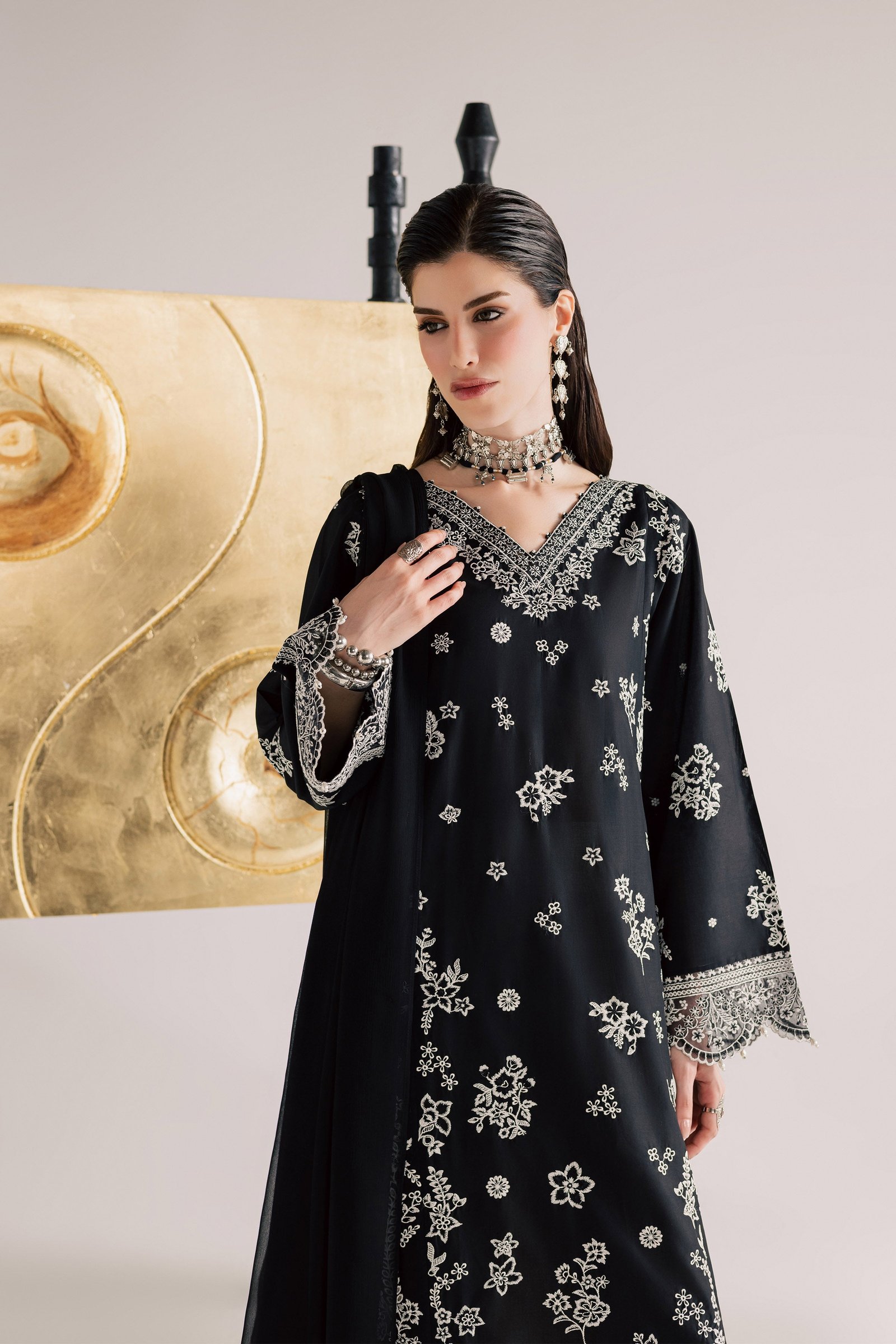 Black Aura 3Pc - Festive Eid Pret BATIKSS26 BATIK XS / Black / Pima Lawn-S / Black / Pima Lawn-M / Black / Pima Lawn-L / Black / Pima Lawn-XL / Black / Pima Lawn