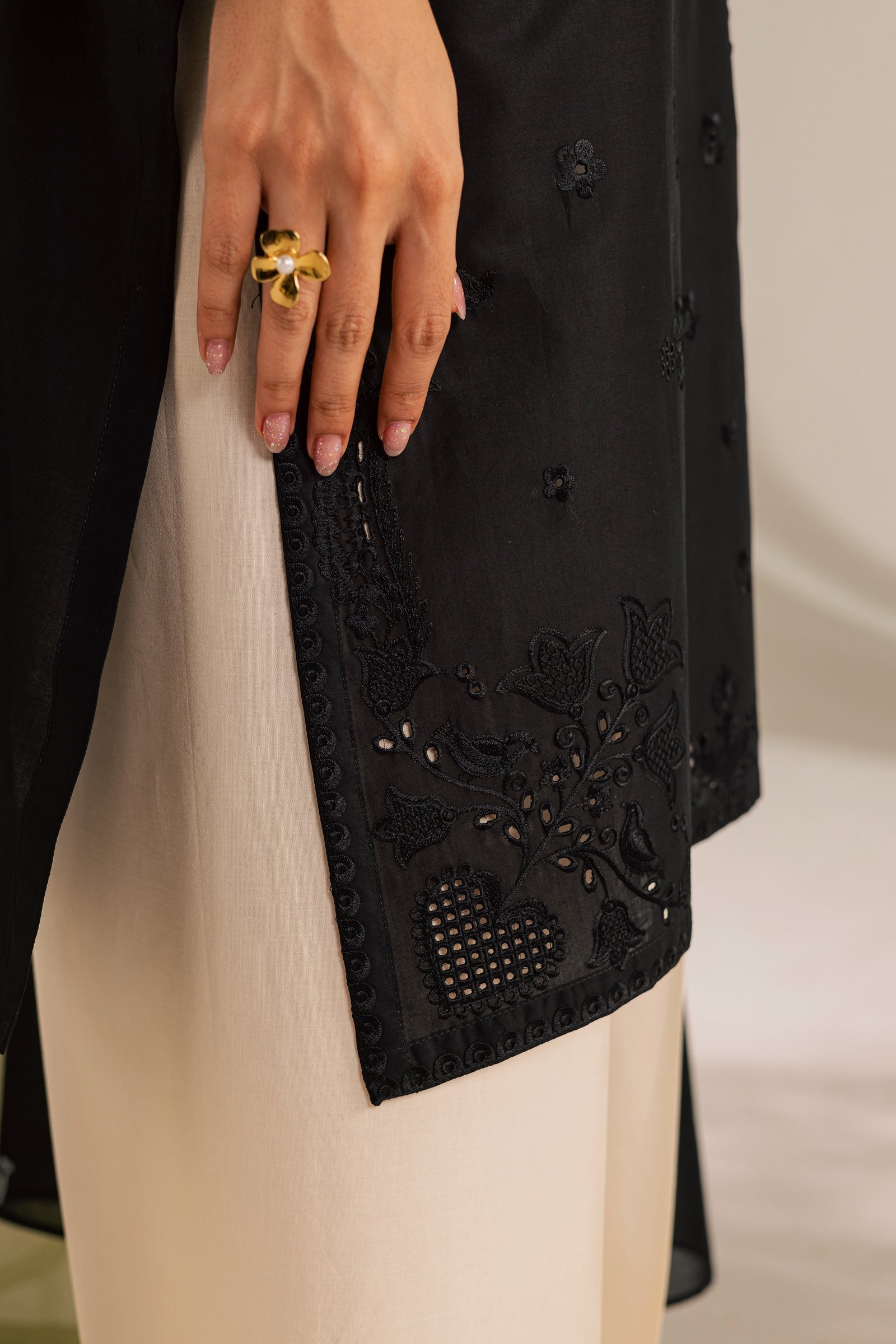  Black Bird 2Pc - Embroidered Lawn Dress EverydayEdit26  BATIK   XS / Black / Pima Lawn-S / Black / Pima Lawn-M / Black / Pima Lawn-L / Black / Pima Lawn-XL / Black / Pima Lawn