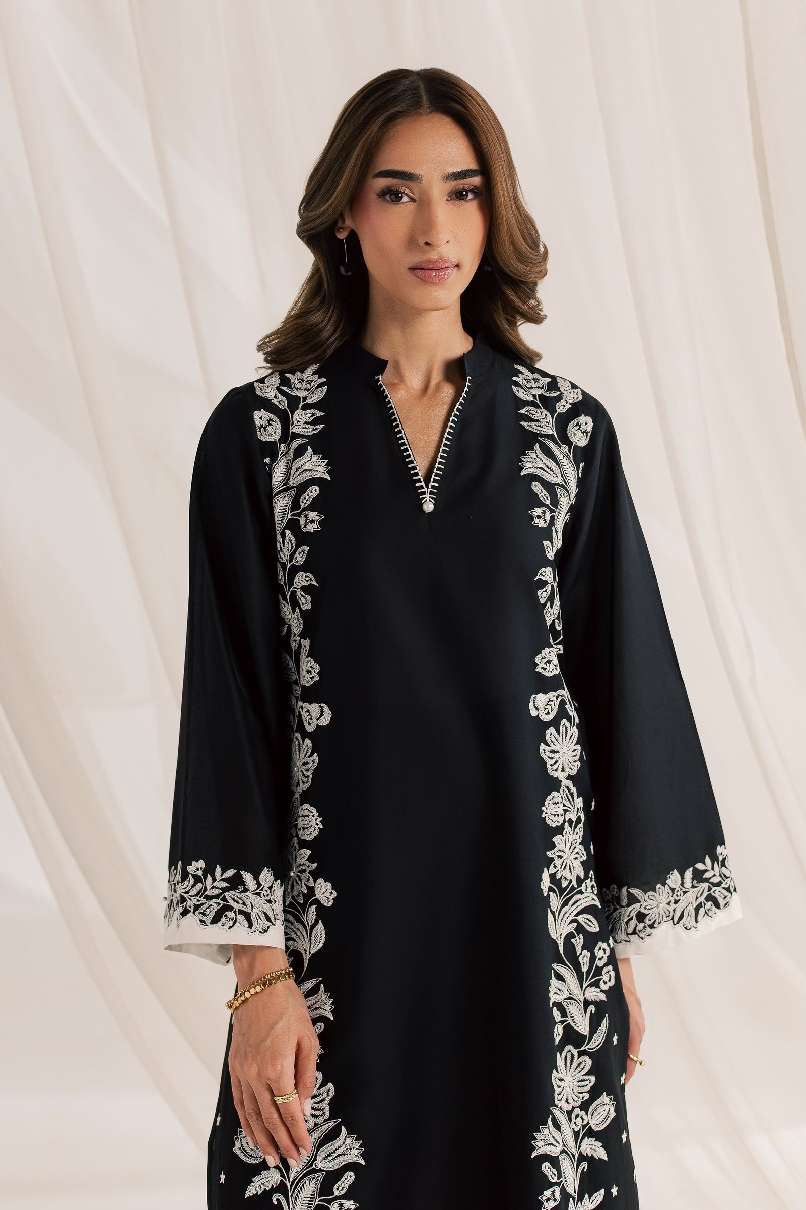 Hazel 2Pc - Embroidered Lawn Dress EverydayEdit26 BATIK XS / Black / Pima Lawn-S / Black / Pima Lawn-M / Black / Pima Lawn-L / Black / Pima Lawn-XL / Black / Pima Lawn