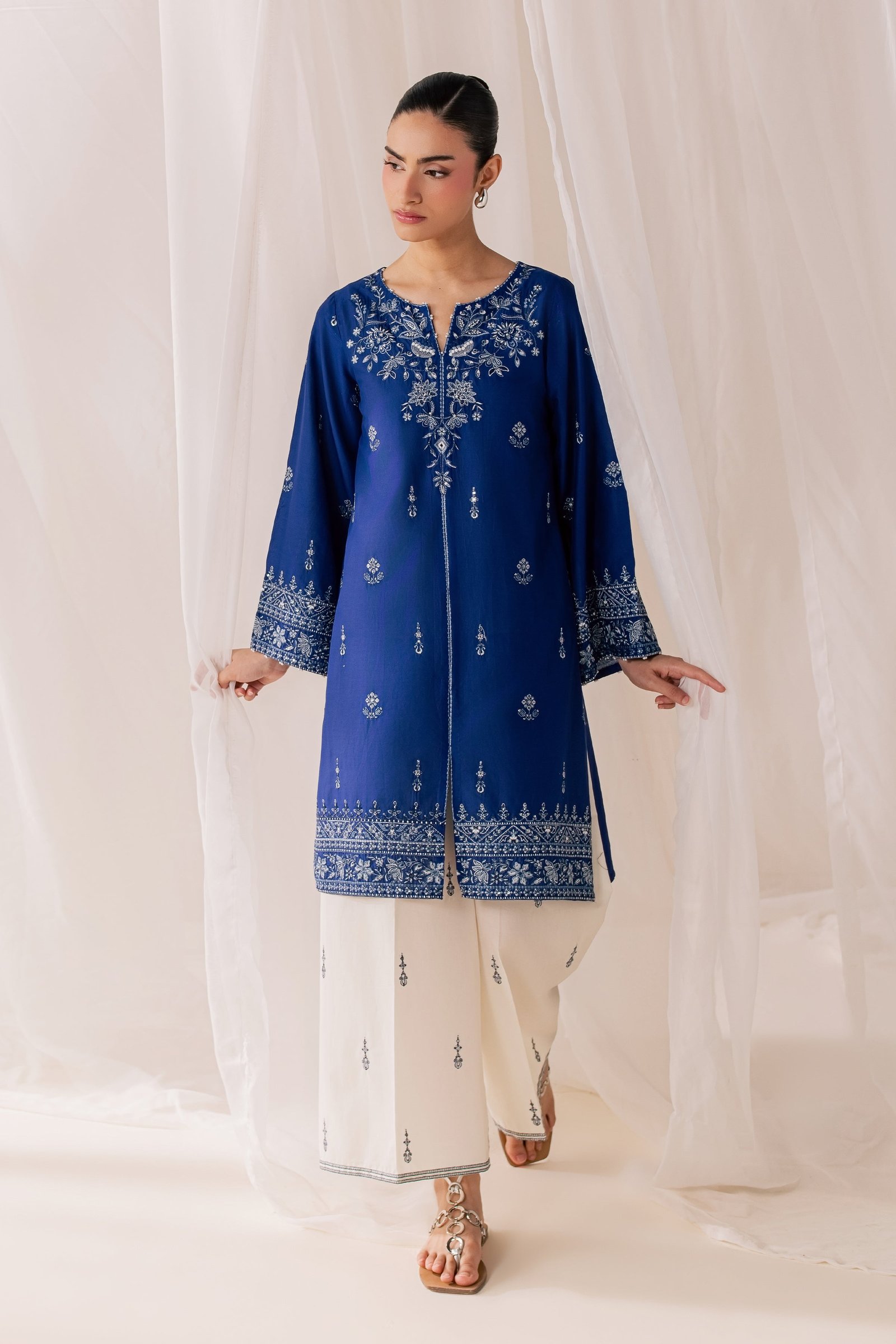 Blue Poppy 2Pc - Luxury Embroidered Lawn BATIKSS26 BATIK XS / Electric Blue / Pima Lawn