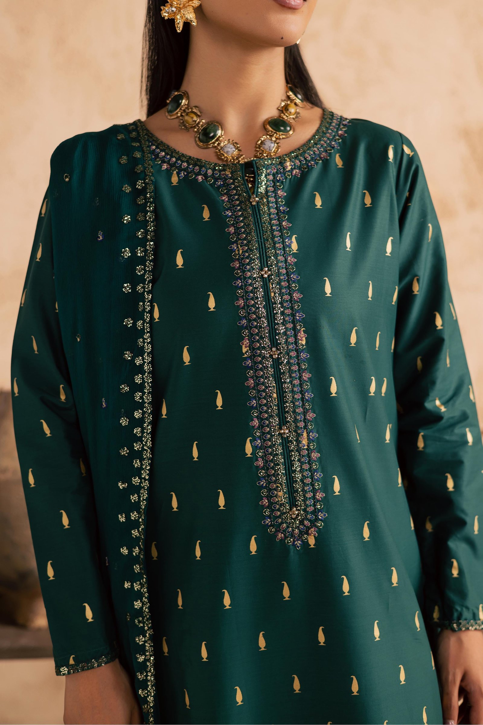 Caspien 3Pc - Embroidered Festive Pret BATIKSS26 BATIK XS / Perzik Green / Giza-S / Perzik Green / Giza-M / Perzik Green / Giza-L / Perzik Green / Giza-XL / Perzik Green / Giza