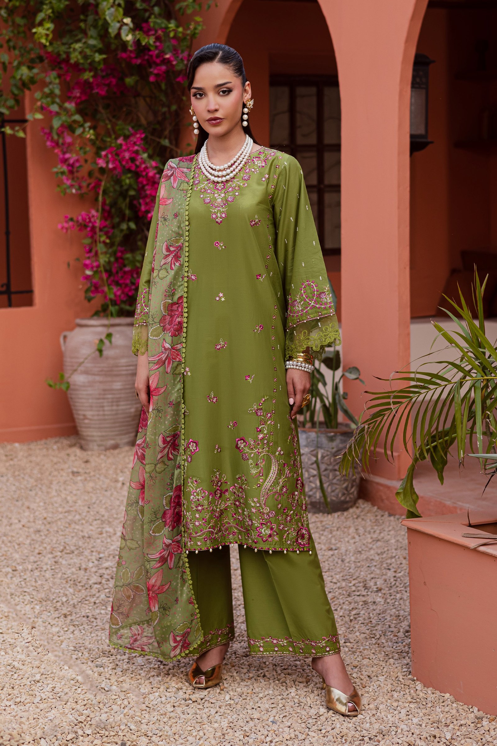 Cray 3Pc - Festive Embroidered Lawn BATIKEID2026 BATIK XS / Fern / Pima Lawn-S / Fern / Pima Lawn-M / Fern / Pima Lawn-L / Fern / Pima Lawn-XL / Fern / Pima Lawn