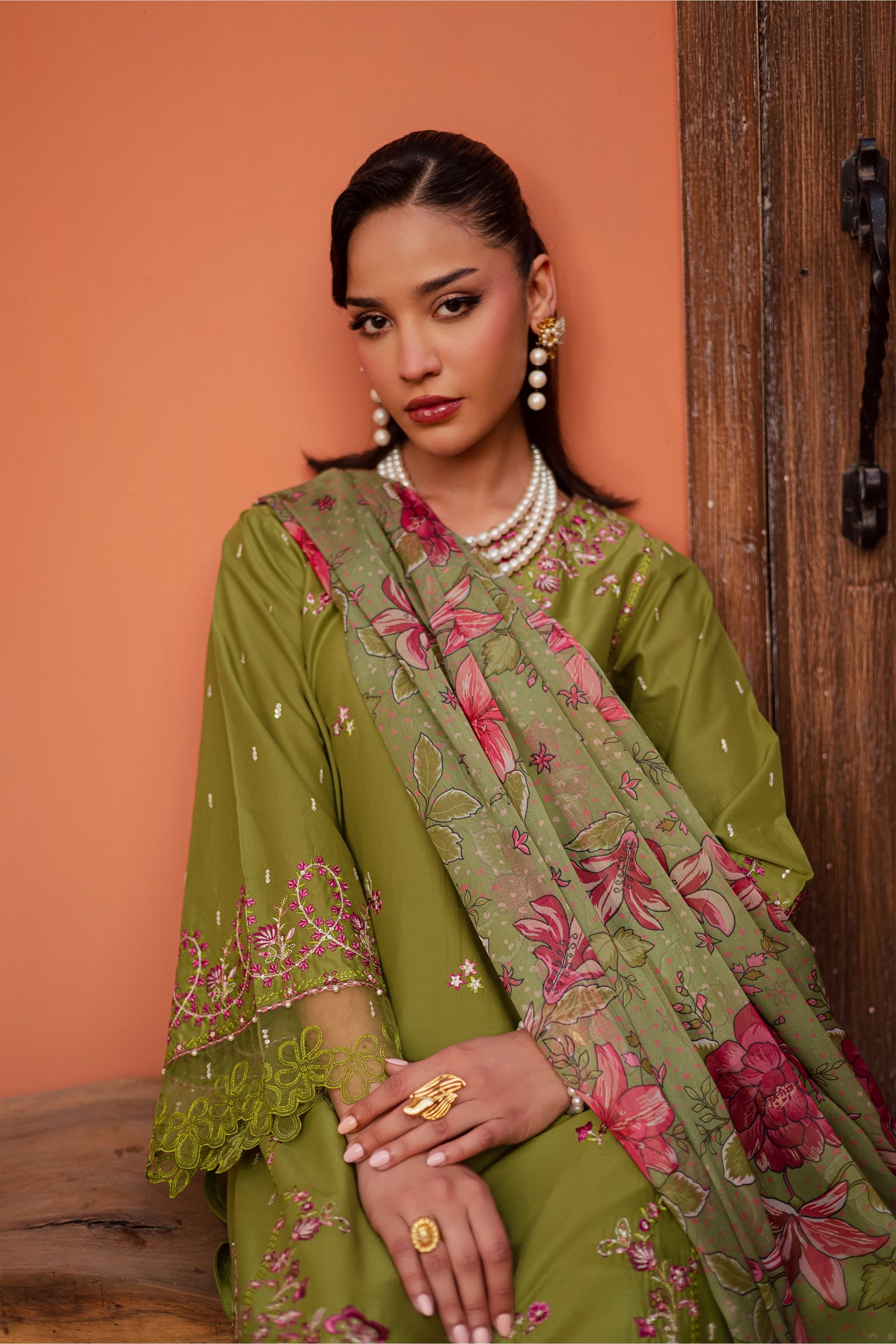 Cray 3Pc - Festive Embroidered Lawn BATIKEID2026 BATIK XS / Fern / Pima Lawn-S / Fern / Pima Lawn-M / Fern / Pima Lawn-L / Fern / Pima Lawn-XL / Fern / Pima Lawn