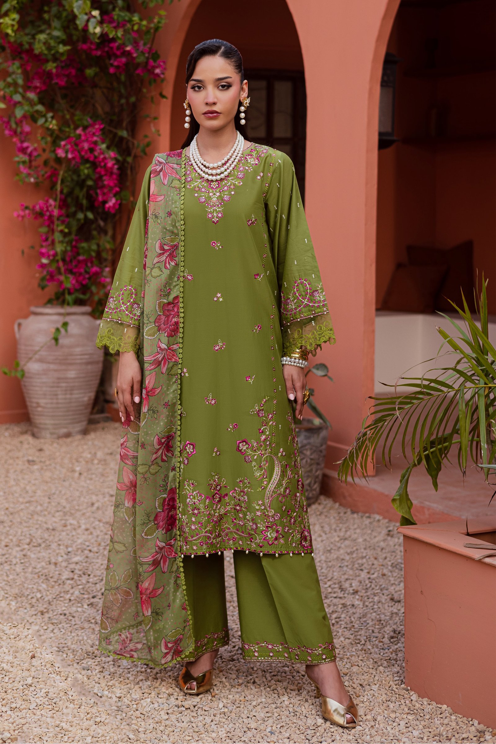 Cray 3Pc - Festive Embroidered Lawn BATIKEID2026 BATIK XS / Fern / Pima Lawn-S / Fern / Pima Lawn-M / Fern / Pima Lawn-L / Fern / Pima Lawn-XL / Fern / Pima Lawn