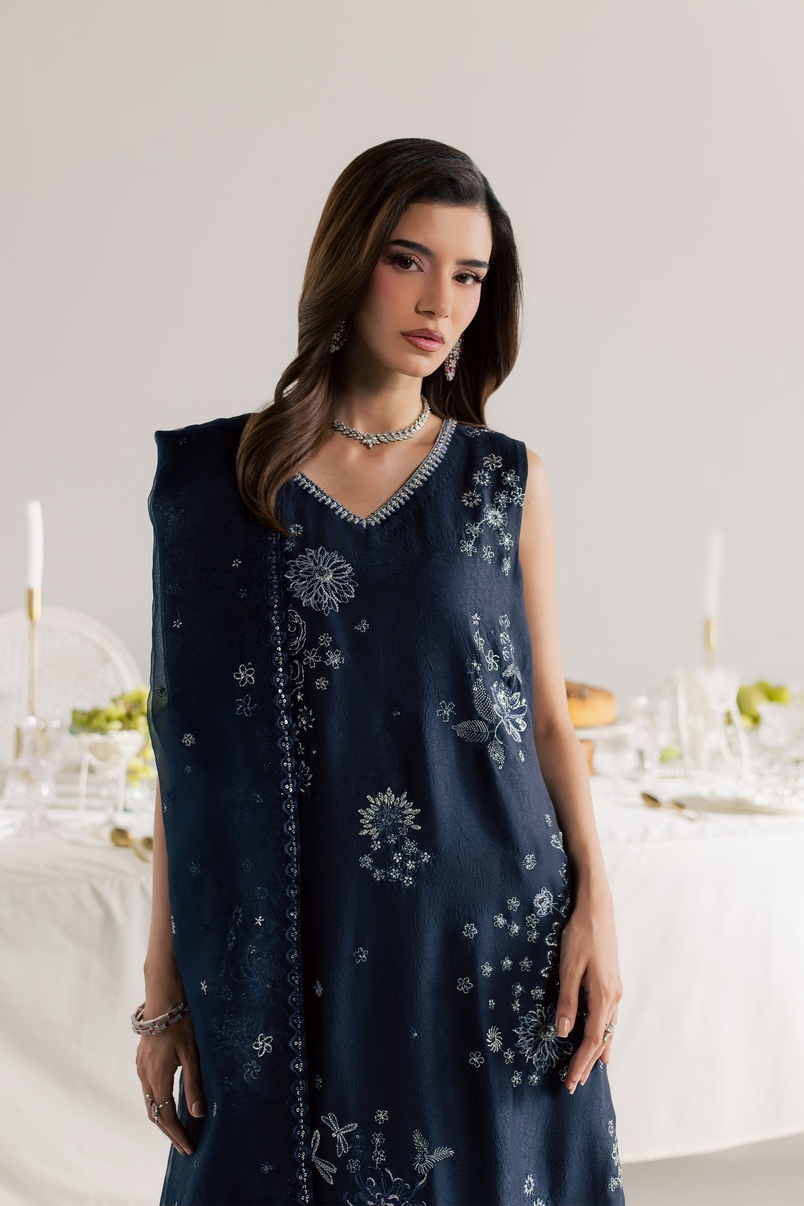 Eclairs 3Pc - Festive Luxe Pret STUDIOLUXEAUG26 BATIK S / Midnight Blue / Textured Grip