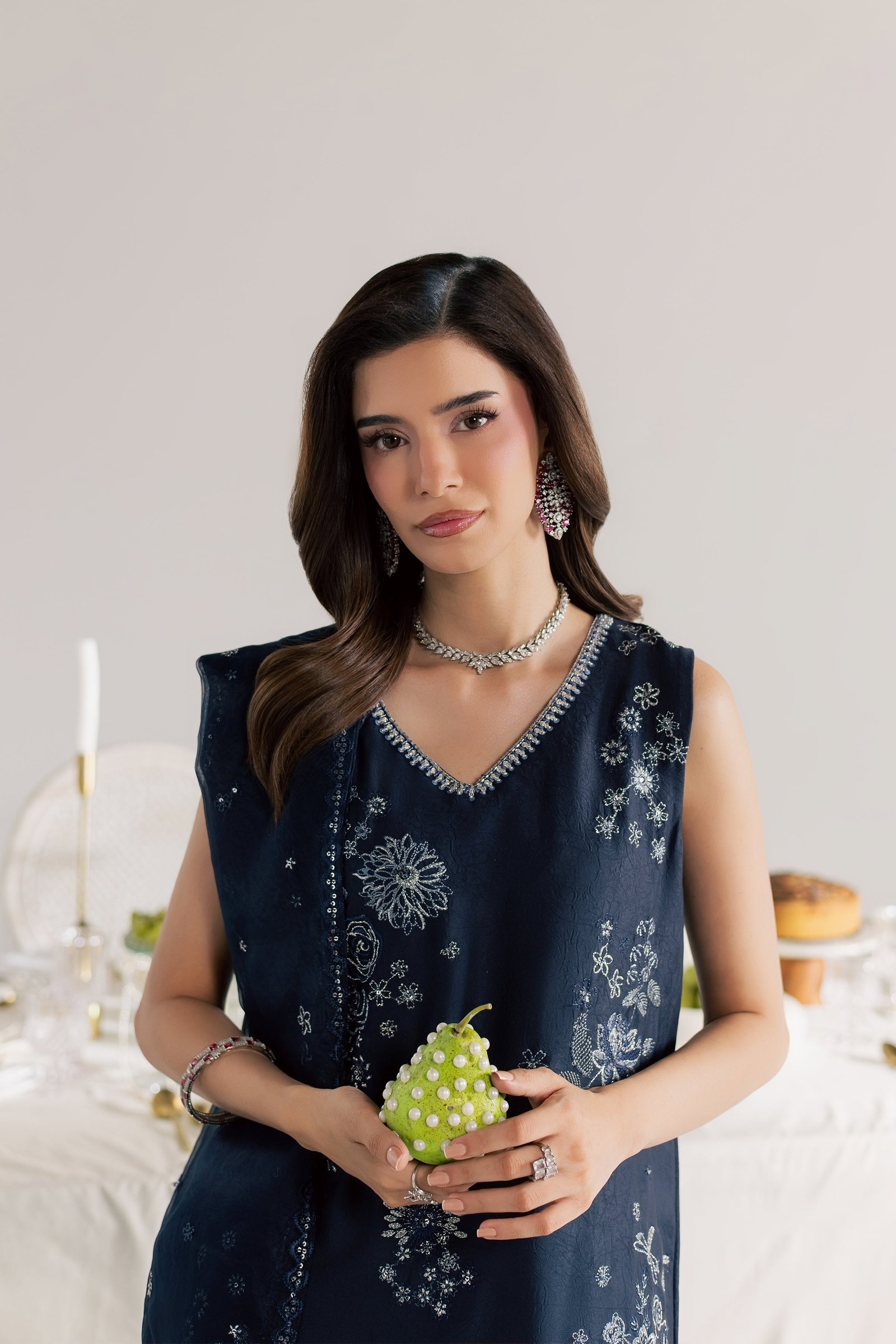 Eclairs 3Pc - Festive Luxe Pret STUDIOLUXEAUG26 BATIK S / Midnight Blue / Textured Grip