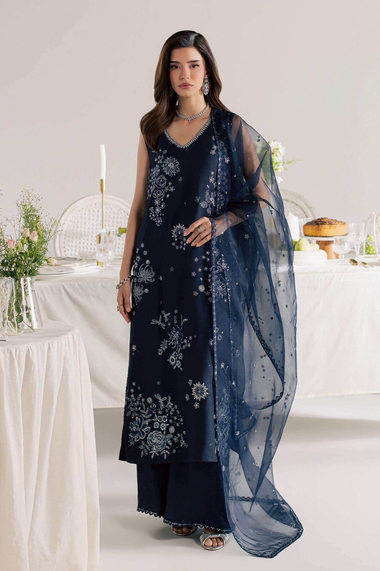 Eclairs 3Pc - Festive Luxe Pret STUDIOLUXEAUG26 BATIK S / Midnight Blue / Textured Grip
