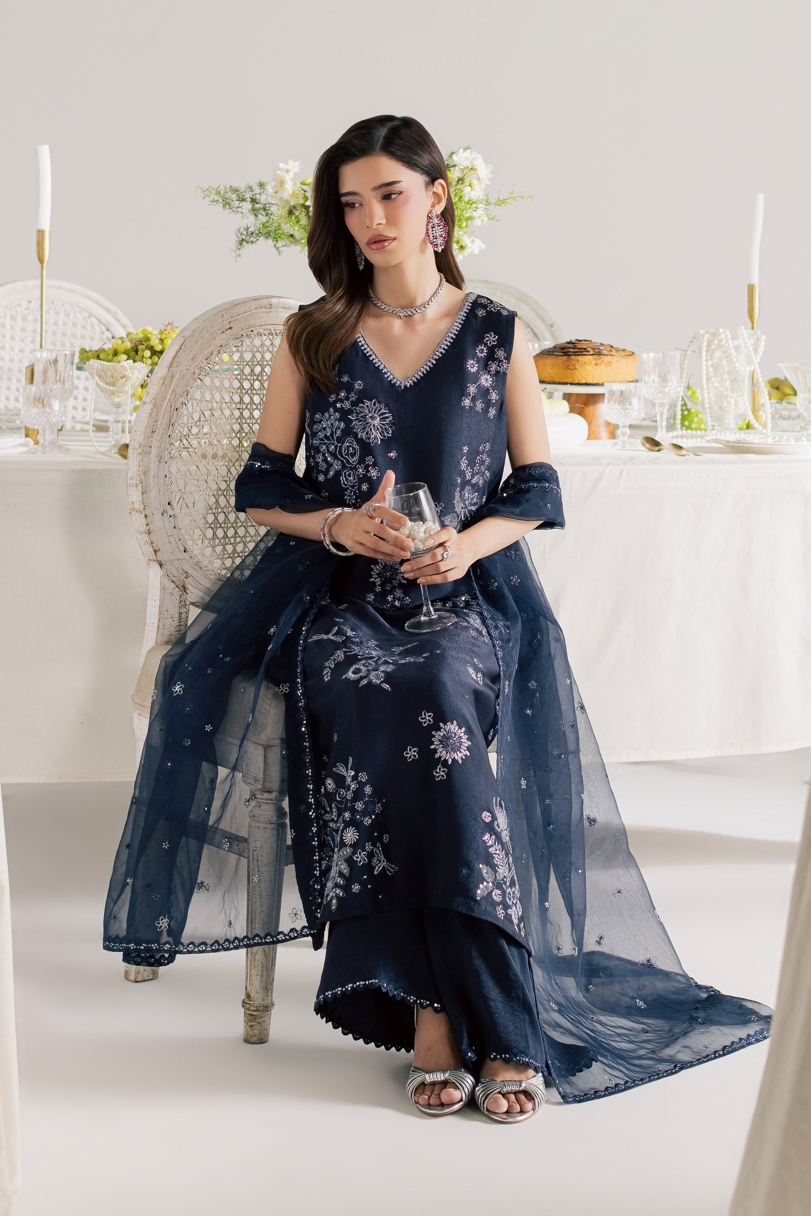 Eclairs 3Pc - Festive Luxe Pret STUDIOLUXEAUG26 BATIK S / Midnight Blue / Textured Grip