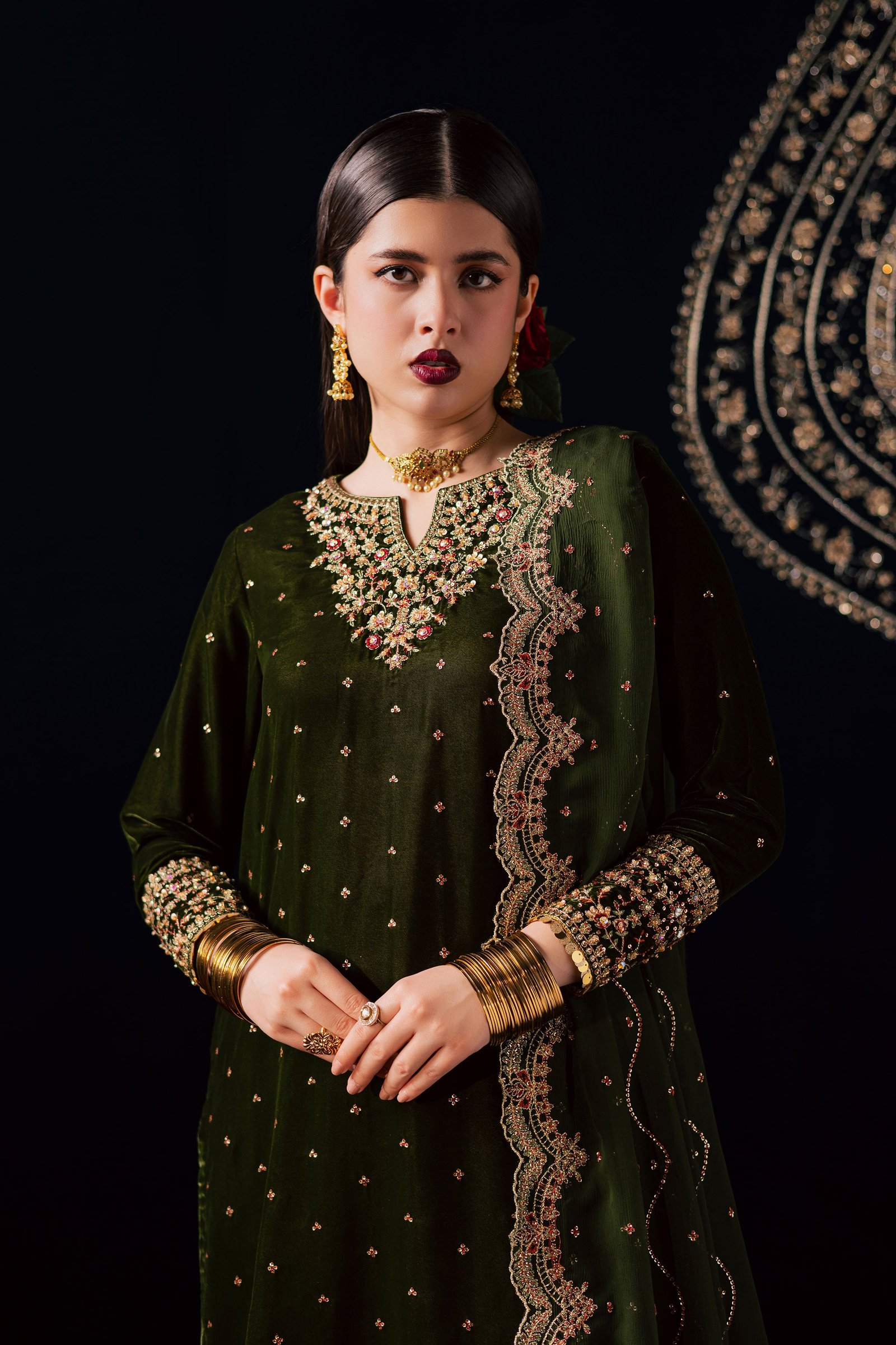Eloise 3Pc - Velvet Luxe Pret BATIKLuxePRET2025 BATIK XS / Mehendi Green / Velvet-S / Mehendi Green / Velvet-M / Mehendi Green / Velvet-L / Mehendi Green / Velvet-XL / Mehendi Green / Velvet