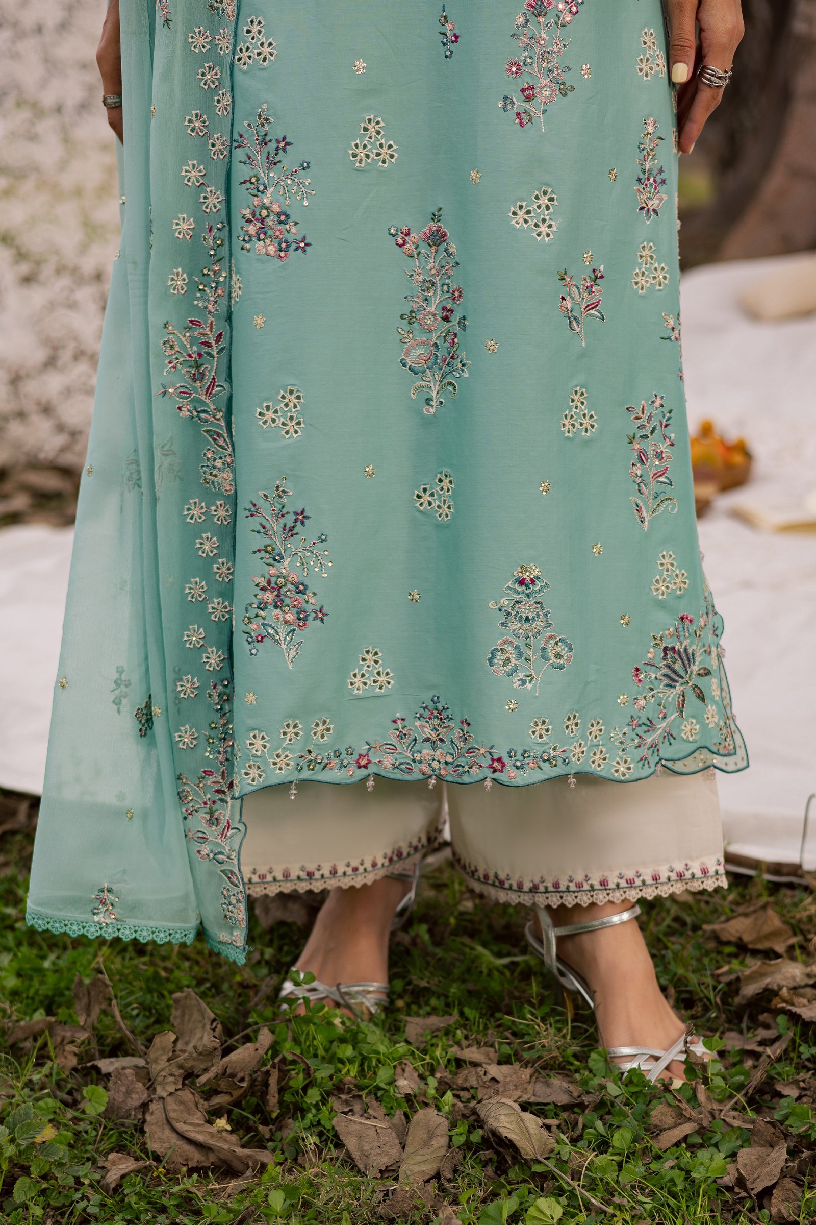 Emerald Toska 3Pc - Festive Embroidered Lawn BATIKEID2026 BATIK XS / Emerald / Pima Lawn-S / Emerald / Pima Lawn-M / Emerald / Pima Lawn-L / Emerald / Pima Lawn-XL / Emerald / Pima Lawn