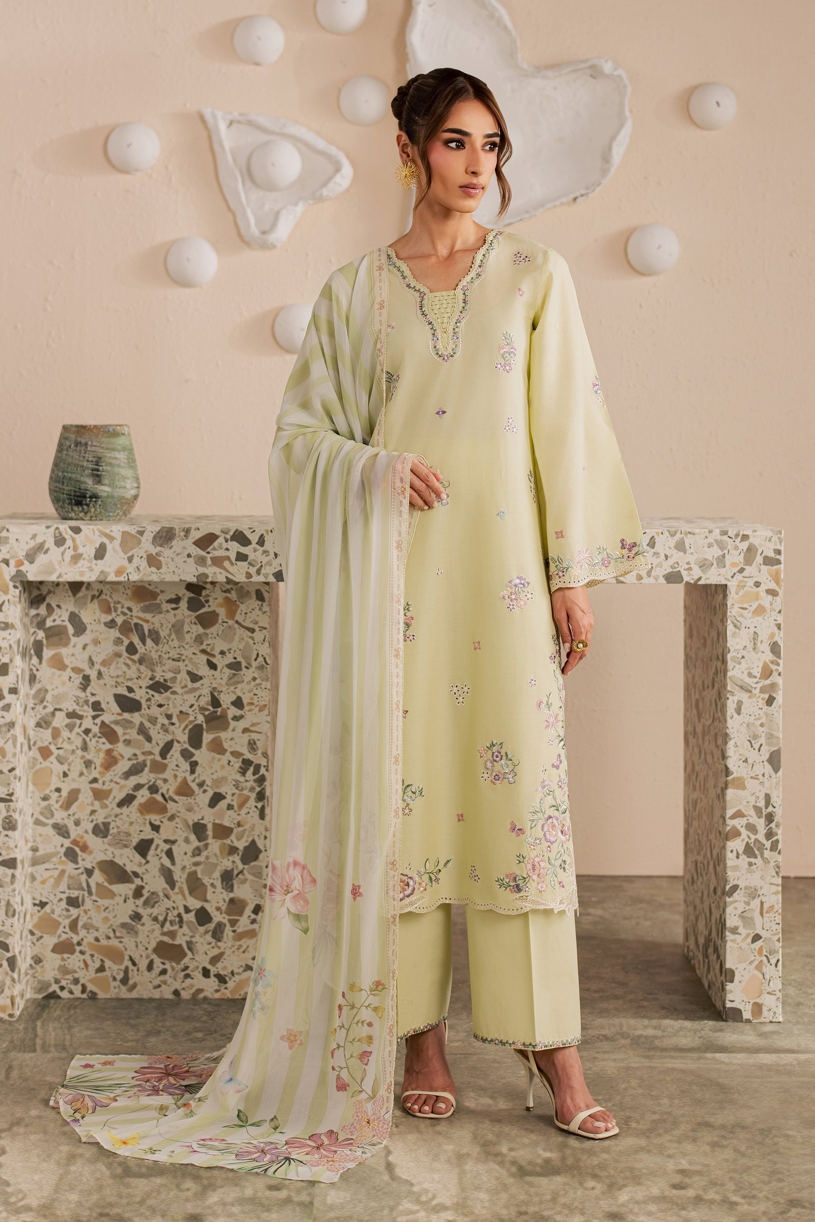 Eris 3Pc - Embroidered Lawn Dress EverydayEdit26 BATIK XS / Lint / Pima Lawn-S / Lint / Pima Lawn-M / Lint / Pima Lawn-L / Lint / Pima Lawn-XL / Lint / Pima Lawn