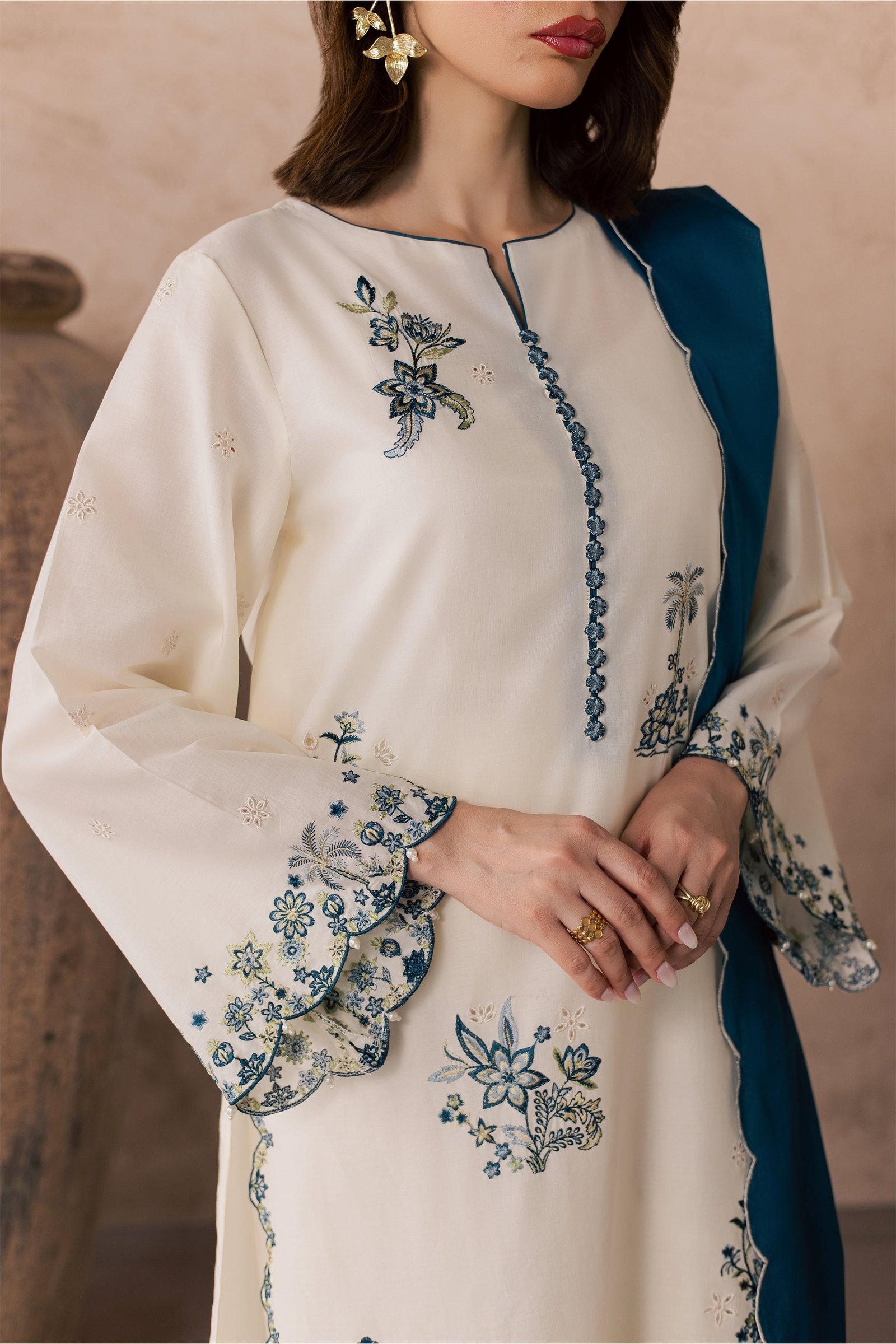 Fable 3Pc - Embroidered Lawn Dress EverydayEdit26 BATIK XS / Eggnog / Pima Lawn-S / Eggnog / Pima Lawn-M / Eggnog / Pima Lawn-L / Eggnog / Pima Lawn-XL / Eggnog / Pima Lawn