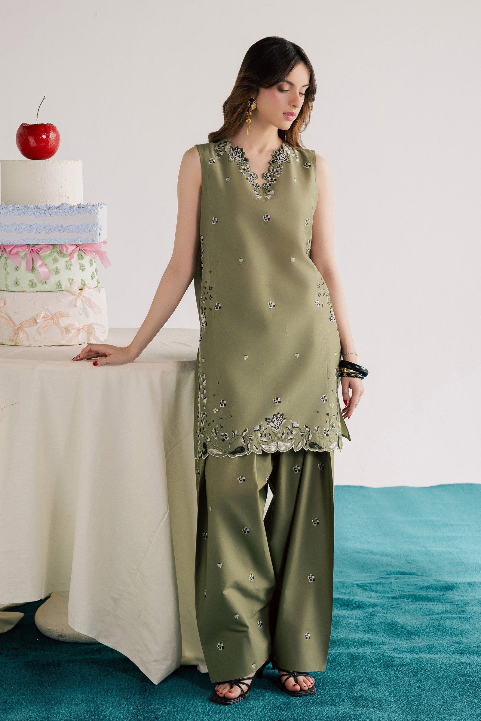 Green Nazni 2Pc - Embroidered Lawn Dress EverydayEdit26 BATIK XS / Moss / Pima Lawn-S / Moss / Pima Lawn-M / Moss / Pima Lawn-L / Moss / Pima Lawn-XL / Moss / Pima Lawn