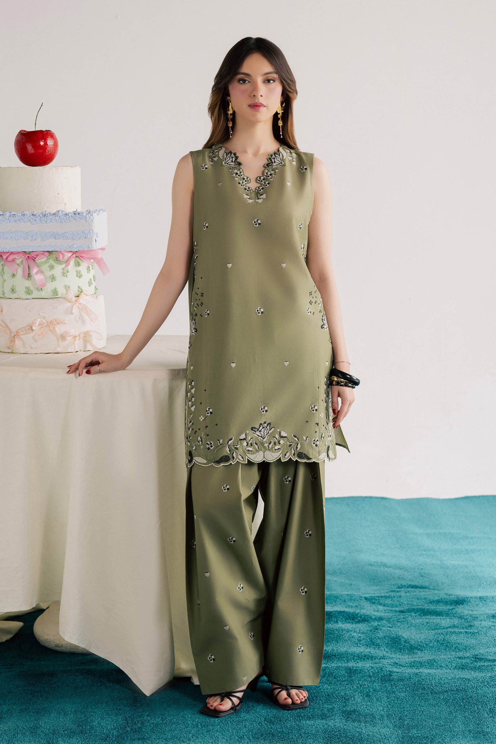 Green Nazni 2Pc - Embroidered Lawn Dress EverydayEdit26 BATIK XS / Moss / Pima Lawn-S / Moss / Pima Lawn-M / Moss / Pima Lawn-L / Moss / Pima Lawn-XL / Moss / Pima Lawn