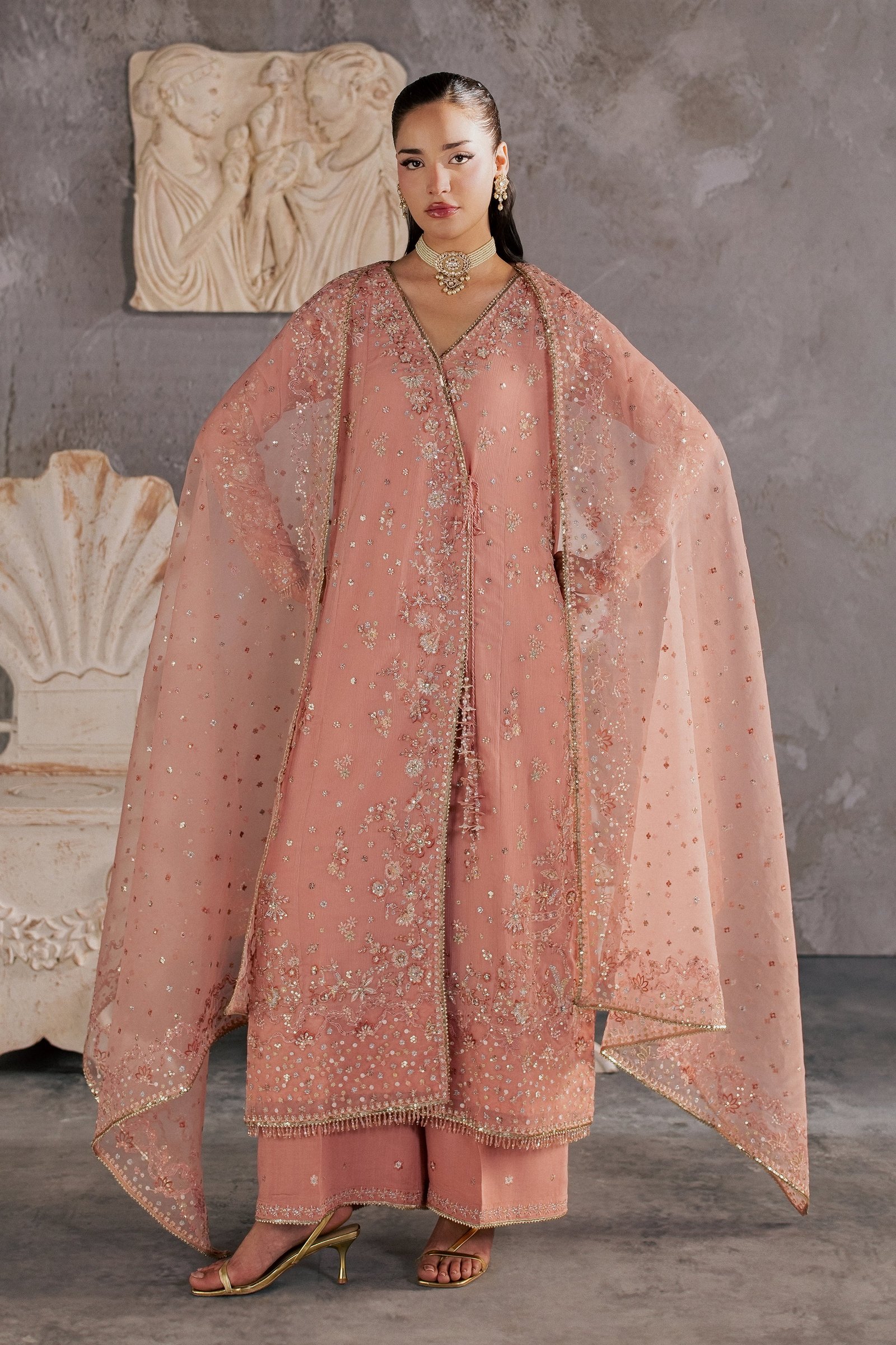  Hoor 3Pc - Festive Luxe Pret BATIKSTUDIO2026  BATIK   S / Peach / Crinkle-M / Peach / Crinkle-L / Peach / Crinkle