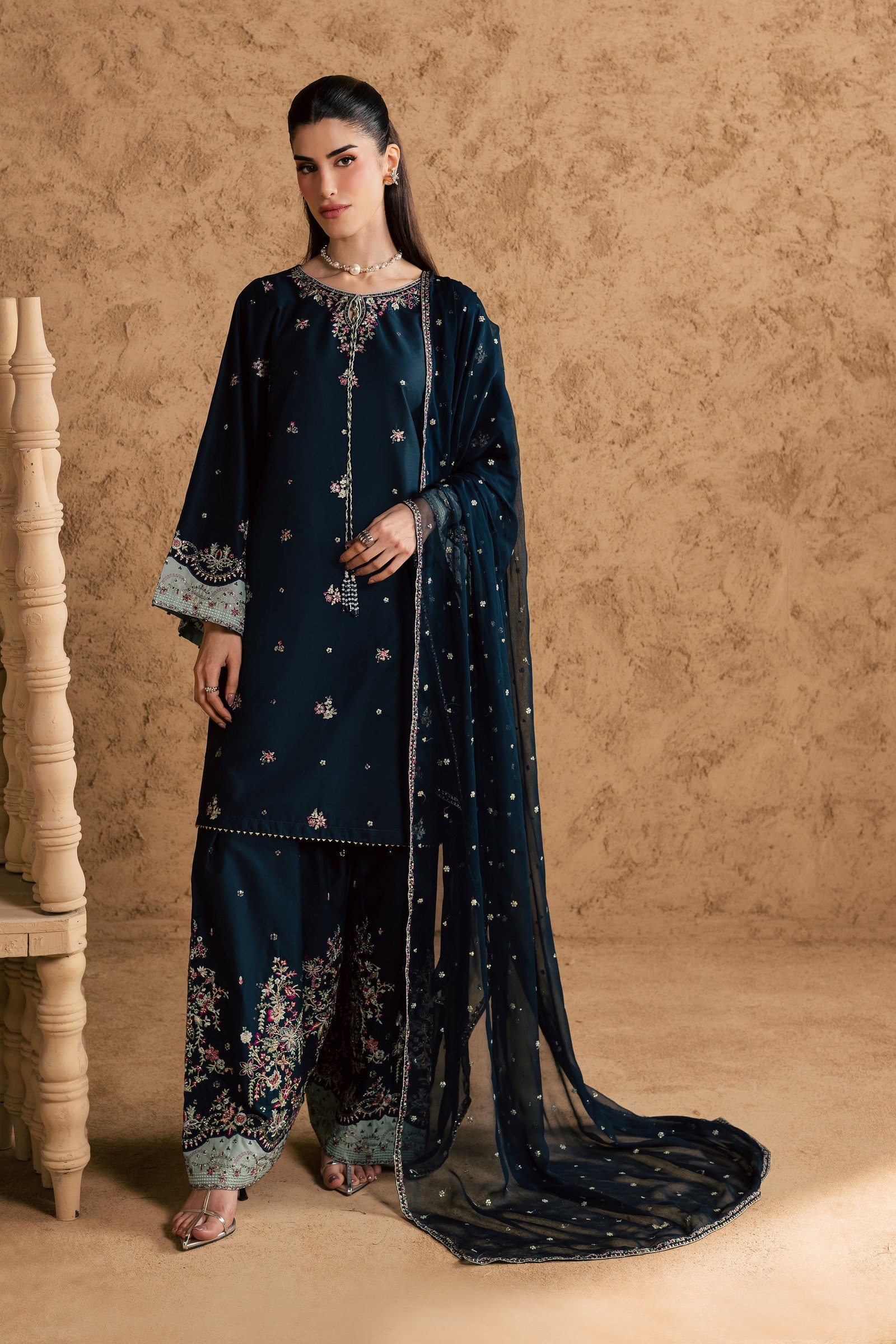 Ice Berry 3Pc - Festive Eid Pret BATIKEID2026 BATIK XS / Blueberry Blue / Giza-S / Blueberry Blue / Giza-M / Blueberry Blue / Giza-L / Blueberry Blue / Giza-XL / Blueberry Blue / Giza