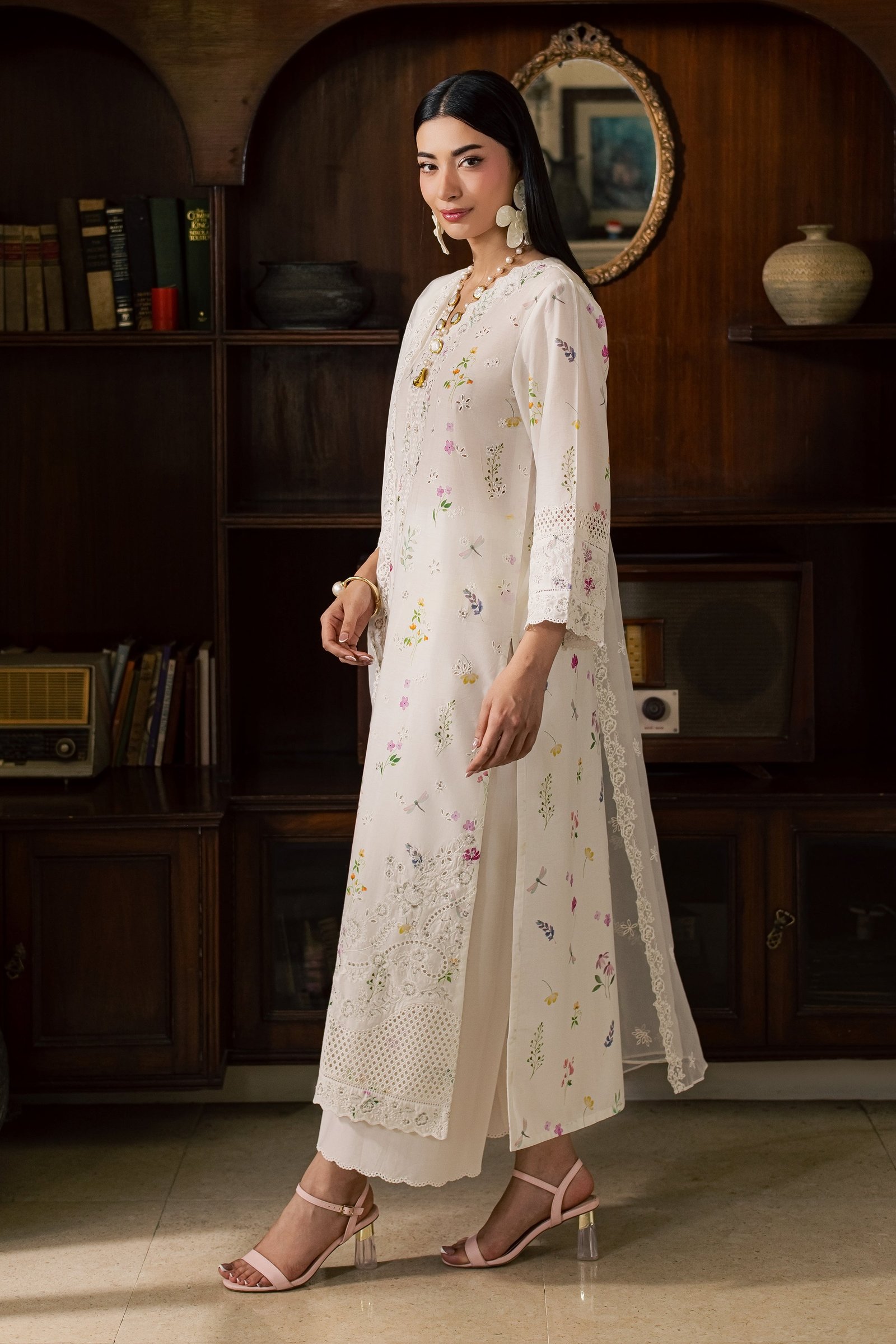  Jinan 3Pc - Luxury Embroidered Lawn BATIKSS26  BATIK   XS / White / Pima Lawn-S / White / Pima Lawn-M / White / Pima Lawn-L / White / Pima Lawn-XL / White / Pima Lawn