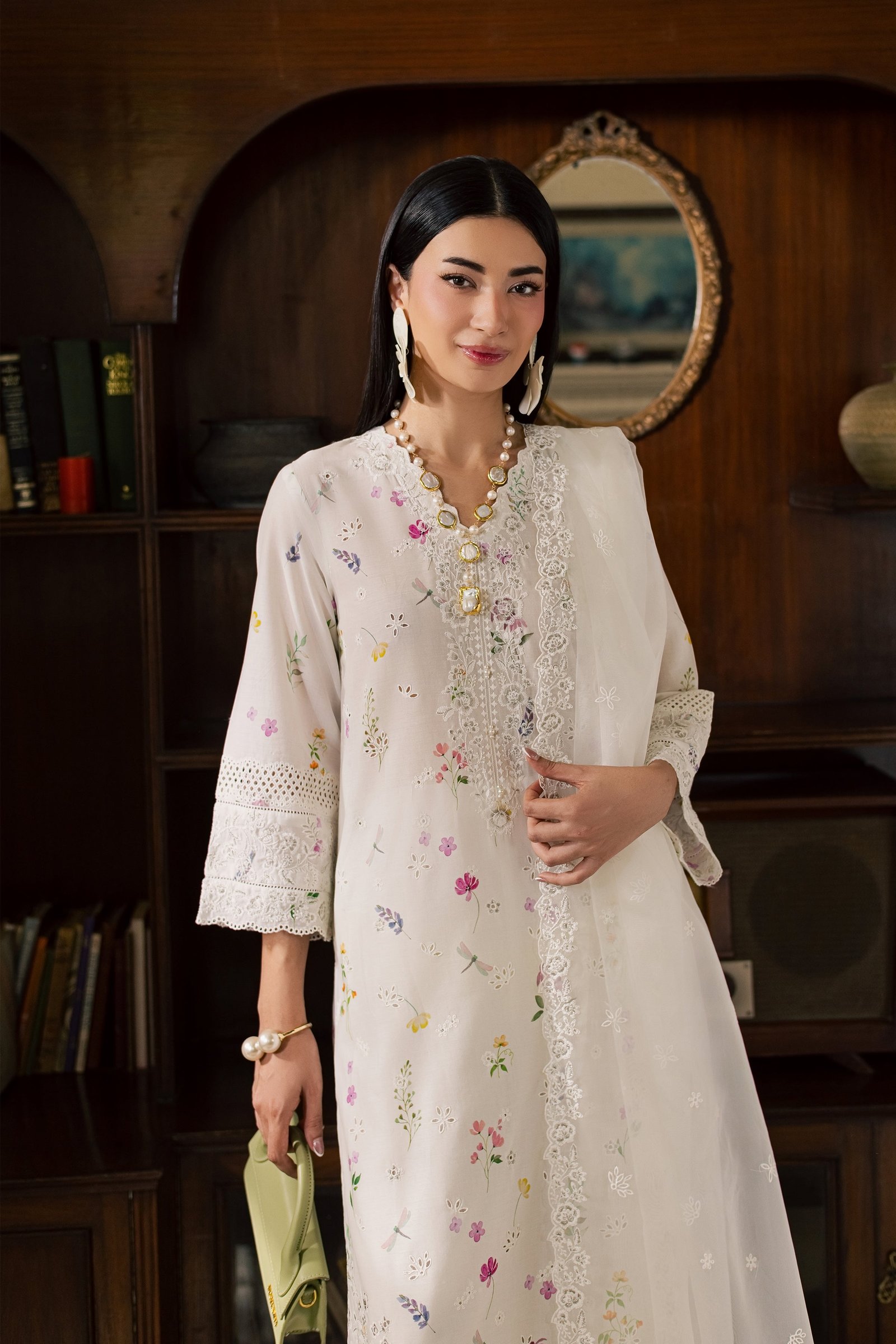 Jinan 3Pc - Luxury Embroidered Lawn BATIKSS26 BATIK XS / White / Pima Lawn-S / White / Pima Lawn-M / White / Pima Lawn-L / White / Pima Lawn-XL / White / Pima Lawn