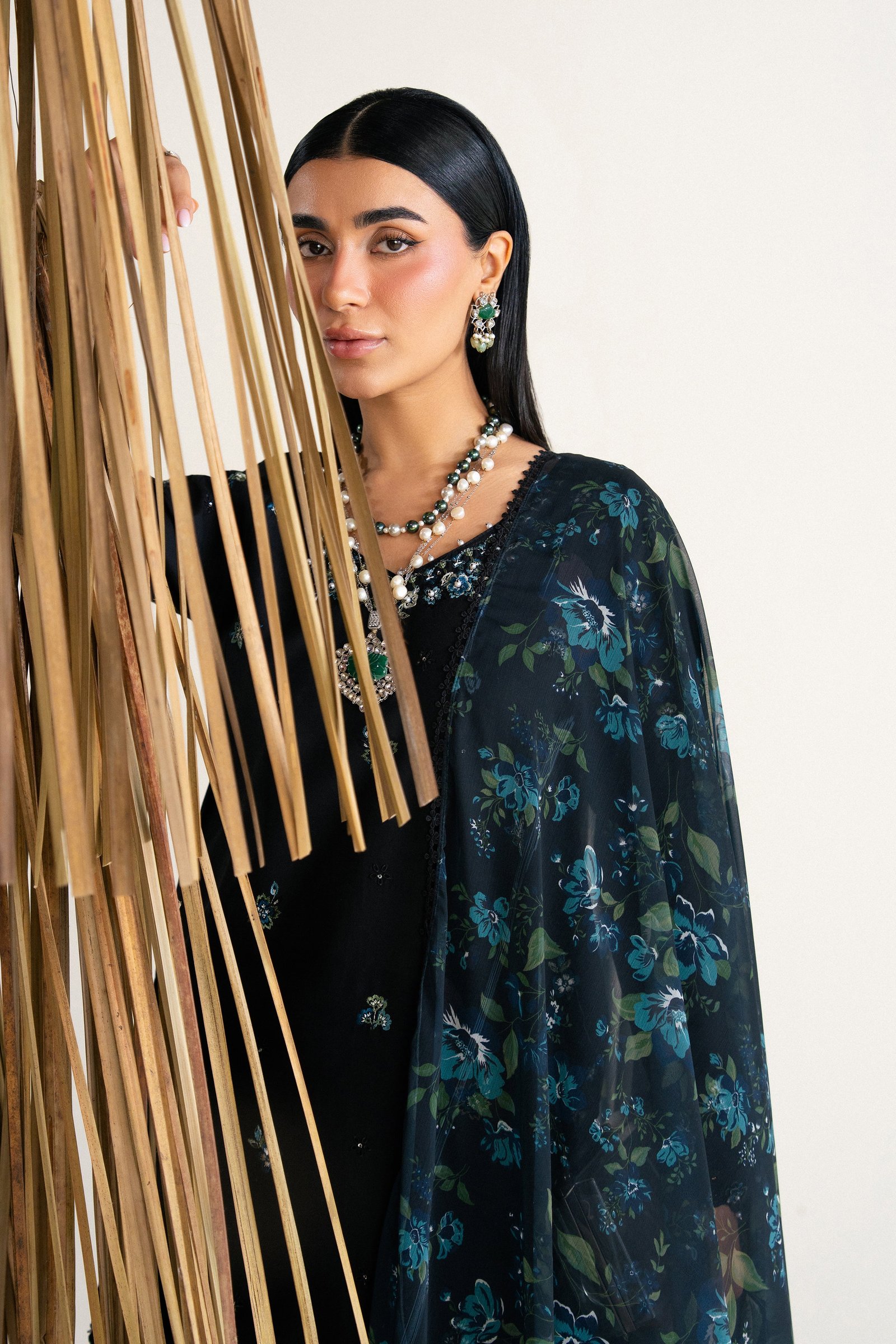 Layali 3Pc - Festive Eid Pret BATIKSS26 BATIK XS / Black / Pima Lawn-S / Black / Pima Lawn-M / Black / Pima Lawn-L / Black / Pima Lawn-XL / Black / Pima Lawn