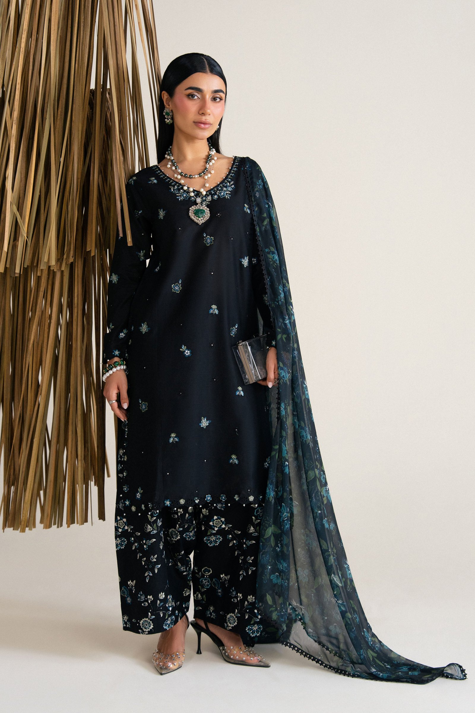  Layali 3Pc - Festive Eid Pret BATIKSS26  BATIK   XS / Black / Pima Lawn-S / Black / Pima Lawn-M / Black / Pima Lawn-L / Black / Pima Lawn-XL / Black / Pima Lawn