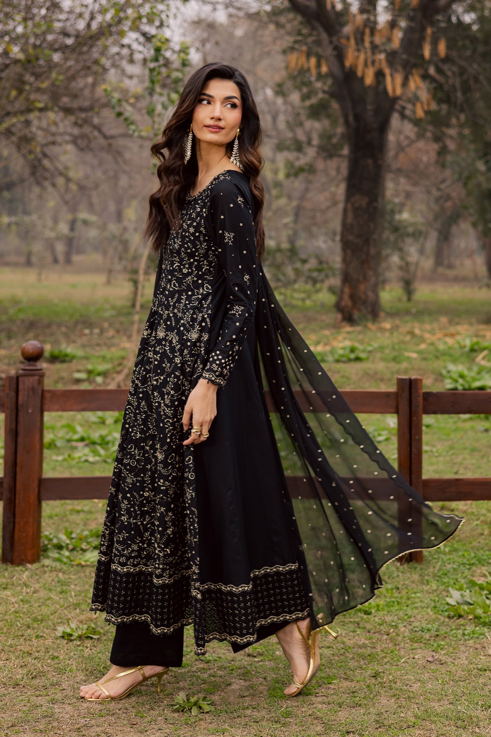 Mah e Nur 3Pc - Festive Embroidered Lawn BATIKEID2026 BATIK XS / Black / Pima Lawn-S / Black / Pima Lawn-M / Black / Pima Lawn-L / Black / Pima Lawn-XL / Black / Pima Lawn