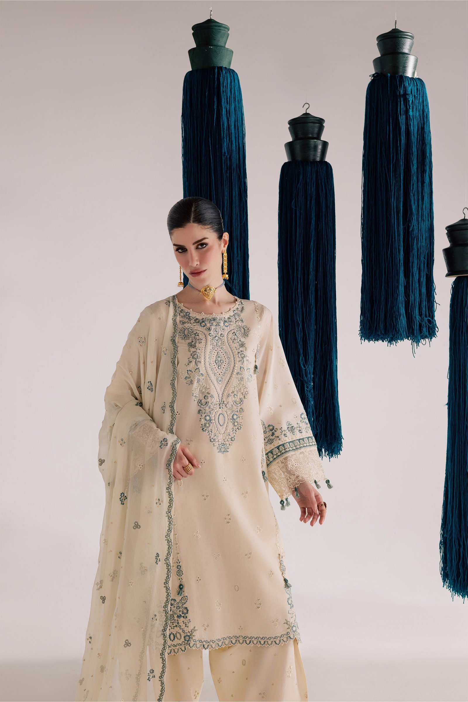 Mana 3Pc - Festive Eid Pret BATIKSS26 BATIK XS / Ivory / Pima Lawn-S / Ivory / Pima Lawn-M / Ivory / Pima Lawn-L / Ivory / Pima Lawn-XL / Ivory / Pima Lawn