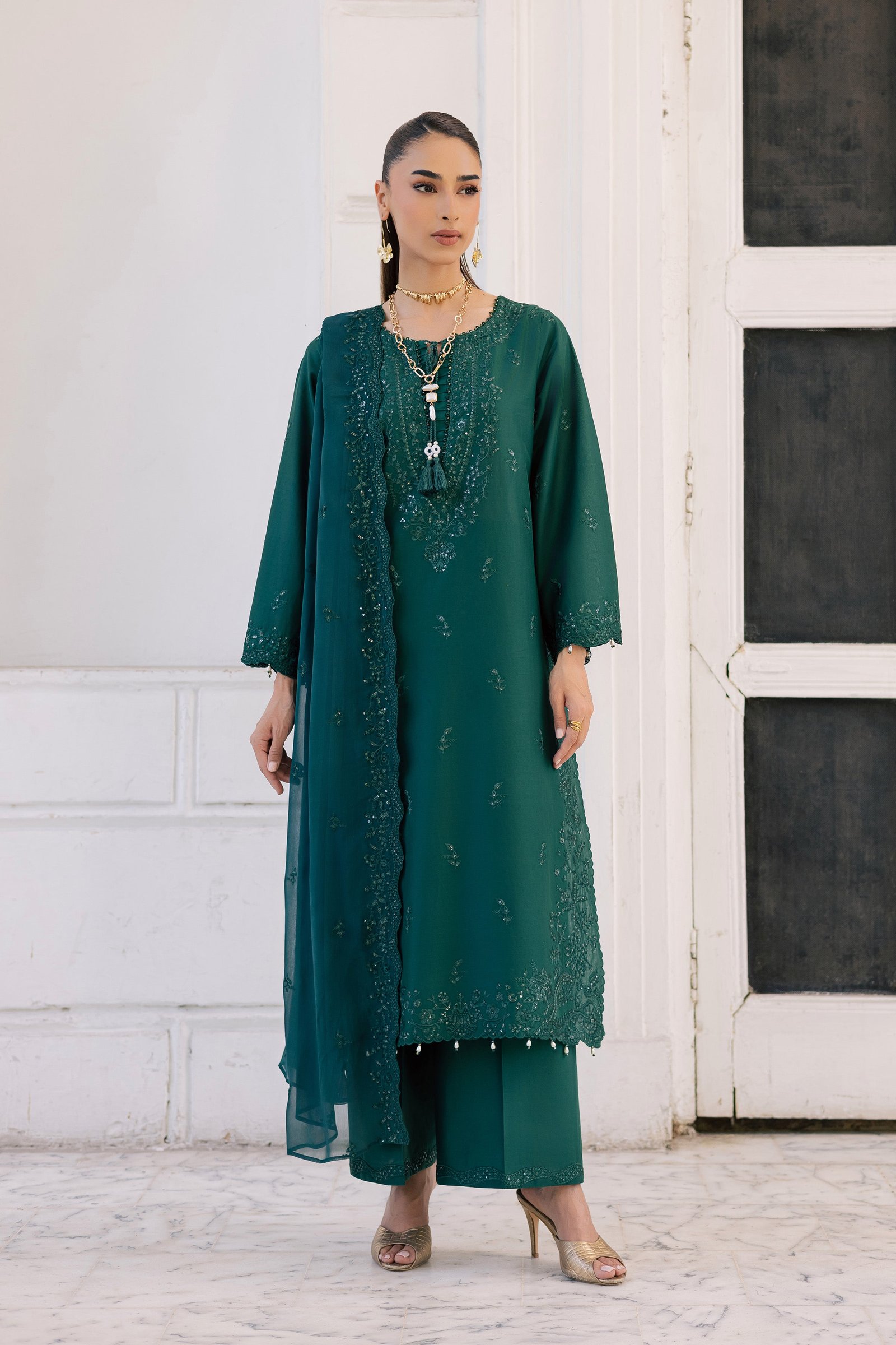 Manta 3Pc - Festive Embroidered Lawn BATIKSS26 BATIK XS / Bottle Green / Pima Lawn-S / Bottle Green / Pima Lawn-M / Bottle Green / Pima Lawn-L / Bottle Green / Pima Lawn-XL / Bottle Green / Pima Lawn