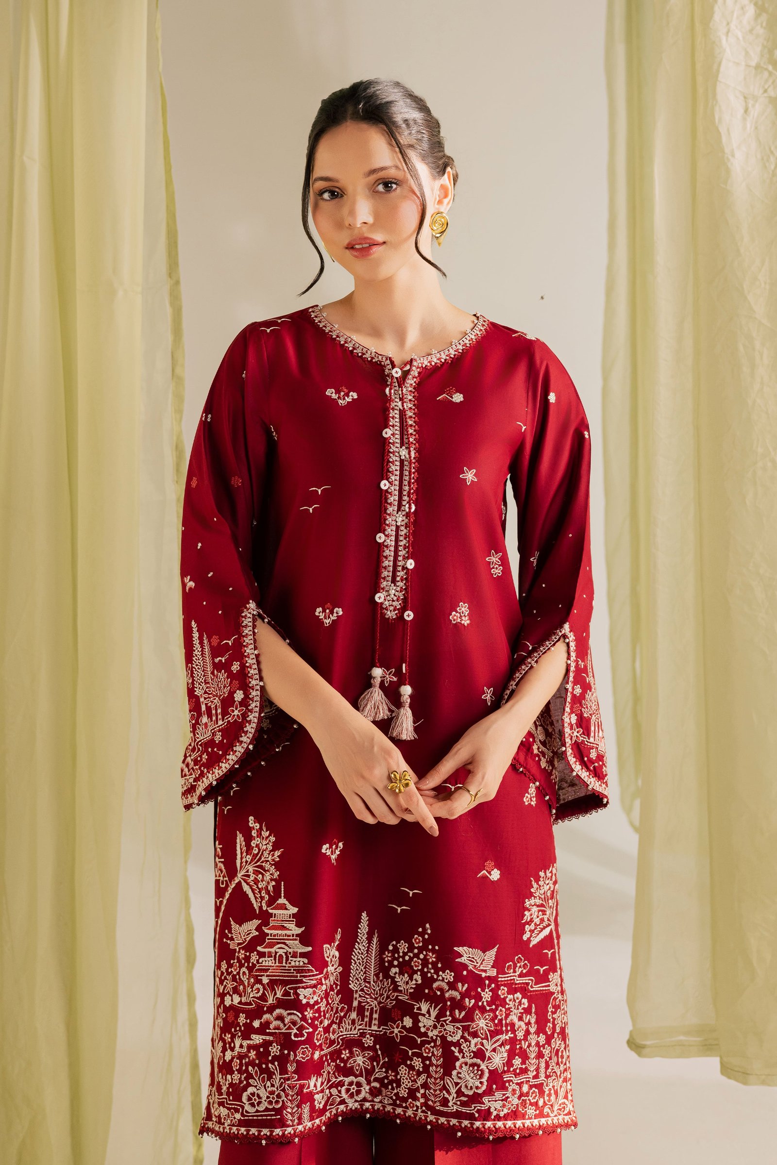  Manzar 2Pc - Embroidered Lawn Dress EverydayEdit26  BATIK   XS / Maroon / Pima Lawn-S / Maroon / Pima Lawn-M / Maroon / Pima Lawn-L / Maroon / Pima Lawn-XL / Maroon / Pima Lawn
