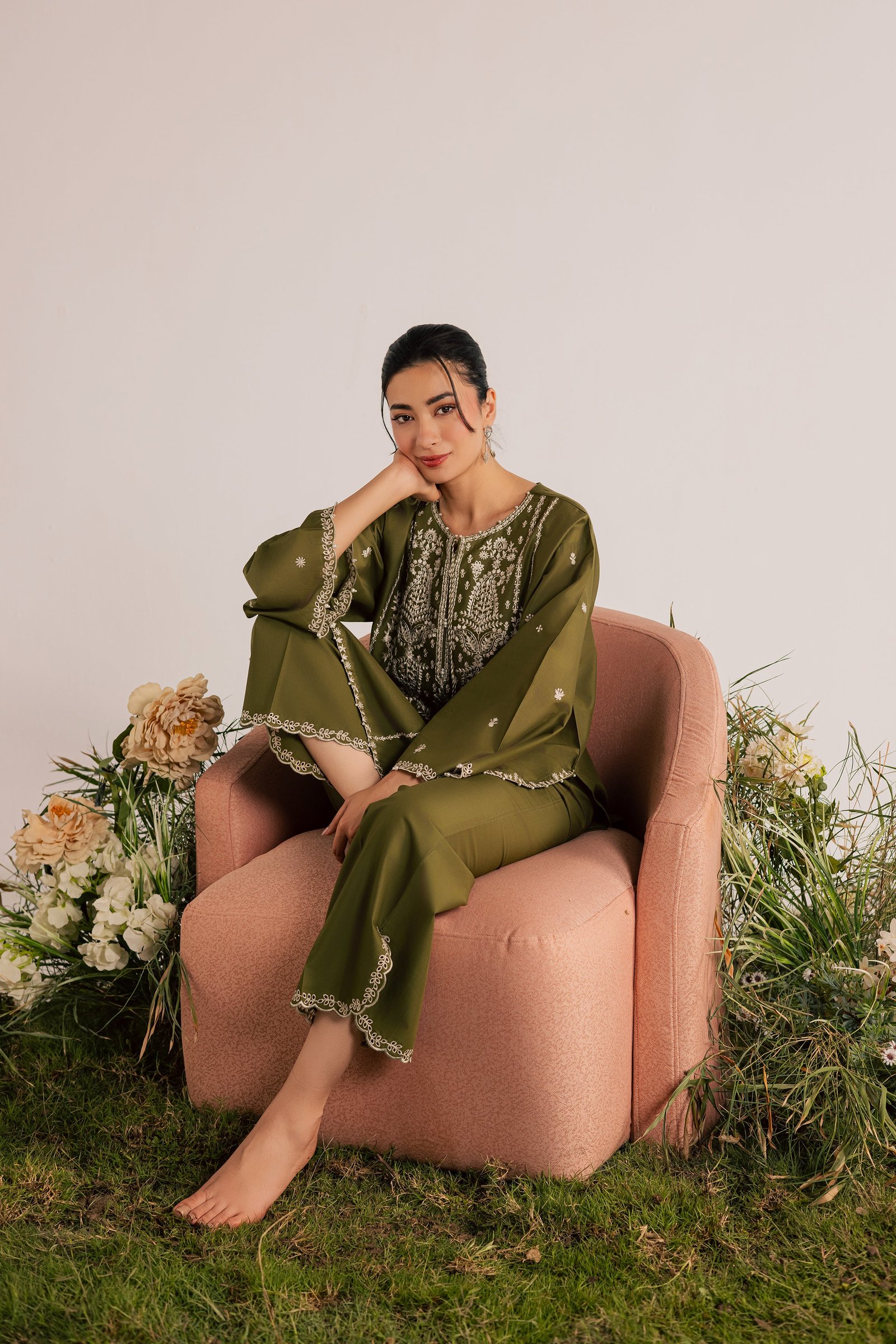 Mina Green 2Pc - Embroidered Lawn Dress EverydayEdit26 BATIK XS / Army Green / Pima Lawn-S / Army Green / Pima Lawn-M / Army Green / Pima Lawn-L / Army Green / Pima Lawn-XL / Army Green / Pima Lawn