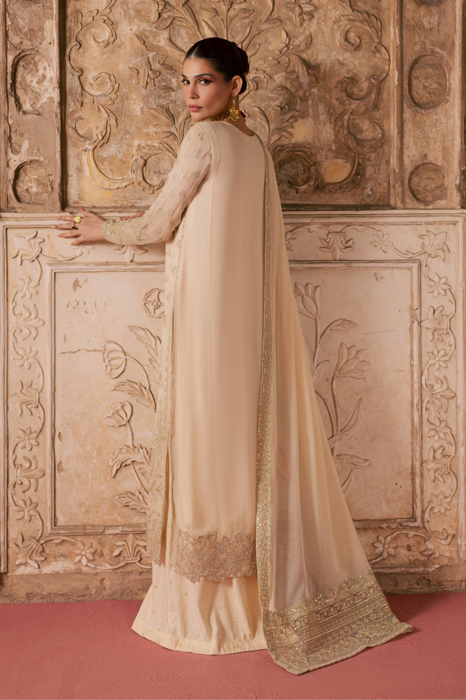 Mooti 3Pc - Festive Luxe Pret BATIKLuxePRET BATIK XS / Ivory / Chiffon-S / Ivory / Chiffon-M / Ivory / Chiffon-L / Ivory / Chiffon-XL / Ivory / Chiffon