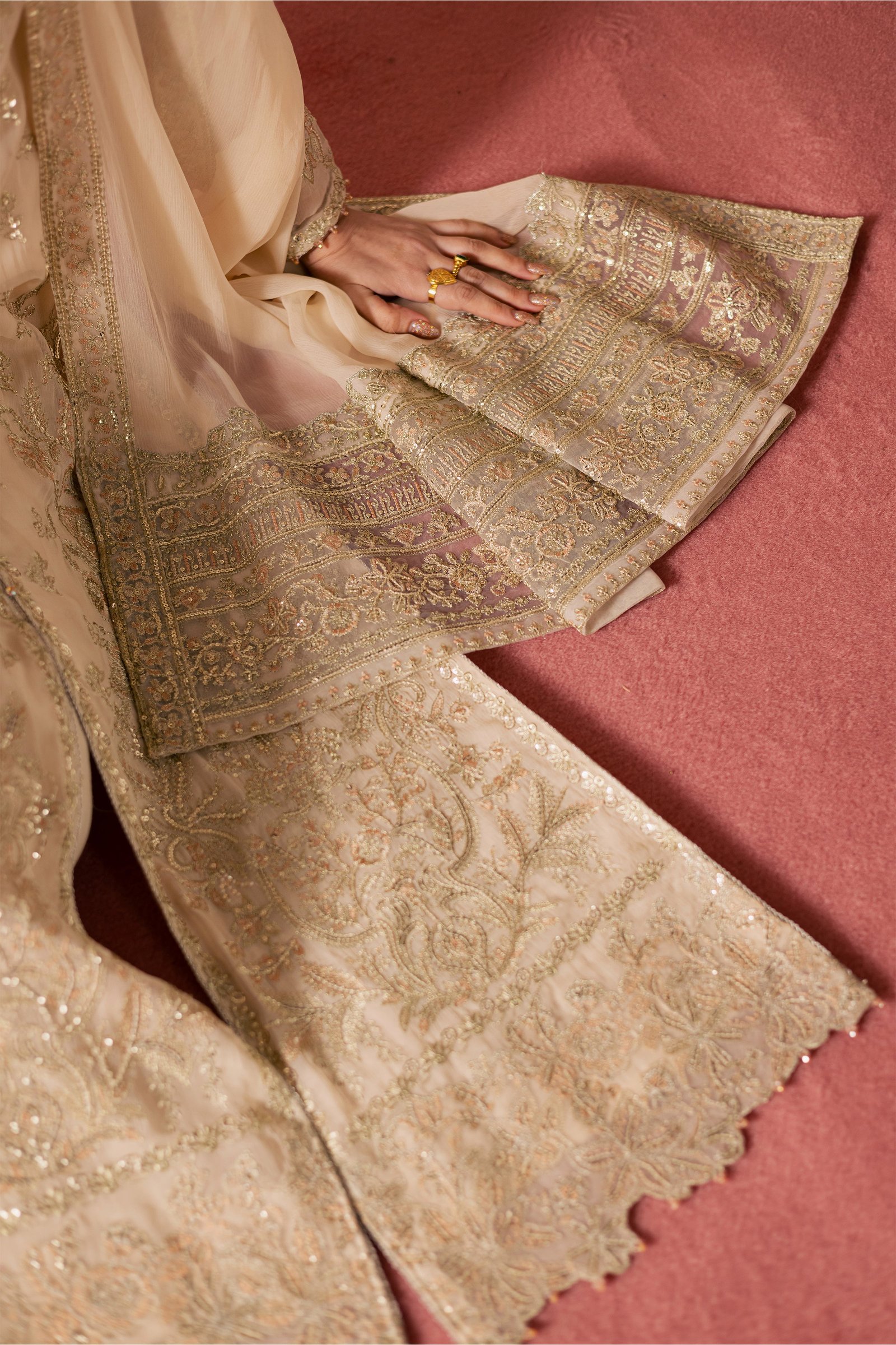 Mooti 3Pc - Festive Luxe Pret BATIKLuxePRET BATIK XS / Ivory / Chiffon-S / Ivory / Chiffon-M / Ivory / Chiffon-L / Ivory / Chiffon-XL / Ivory / Chiffon