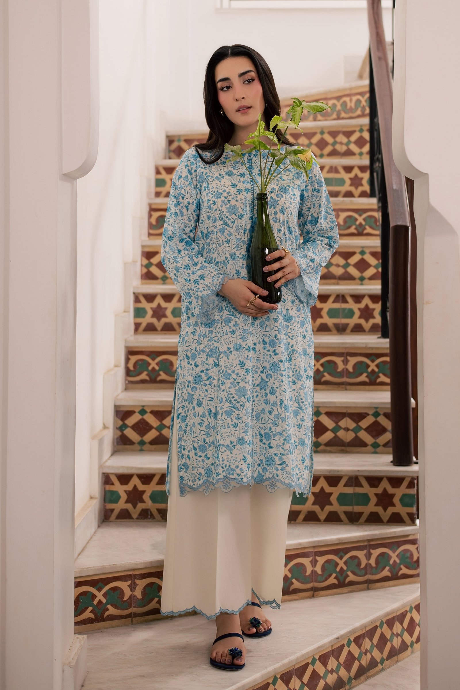 Nooran 2Pc - Printed Lawn Dress BATIKSS26 BATIK XS / Off White / Lawn-S / Off White / Lawn-M / Off White / Lawn-L / Off White / Lawn-XL / Off White / Lawn