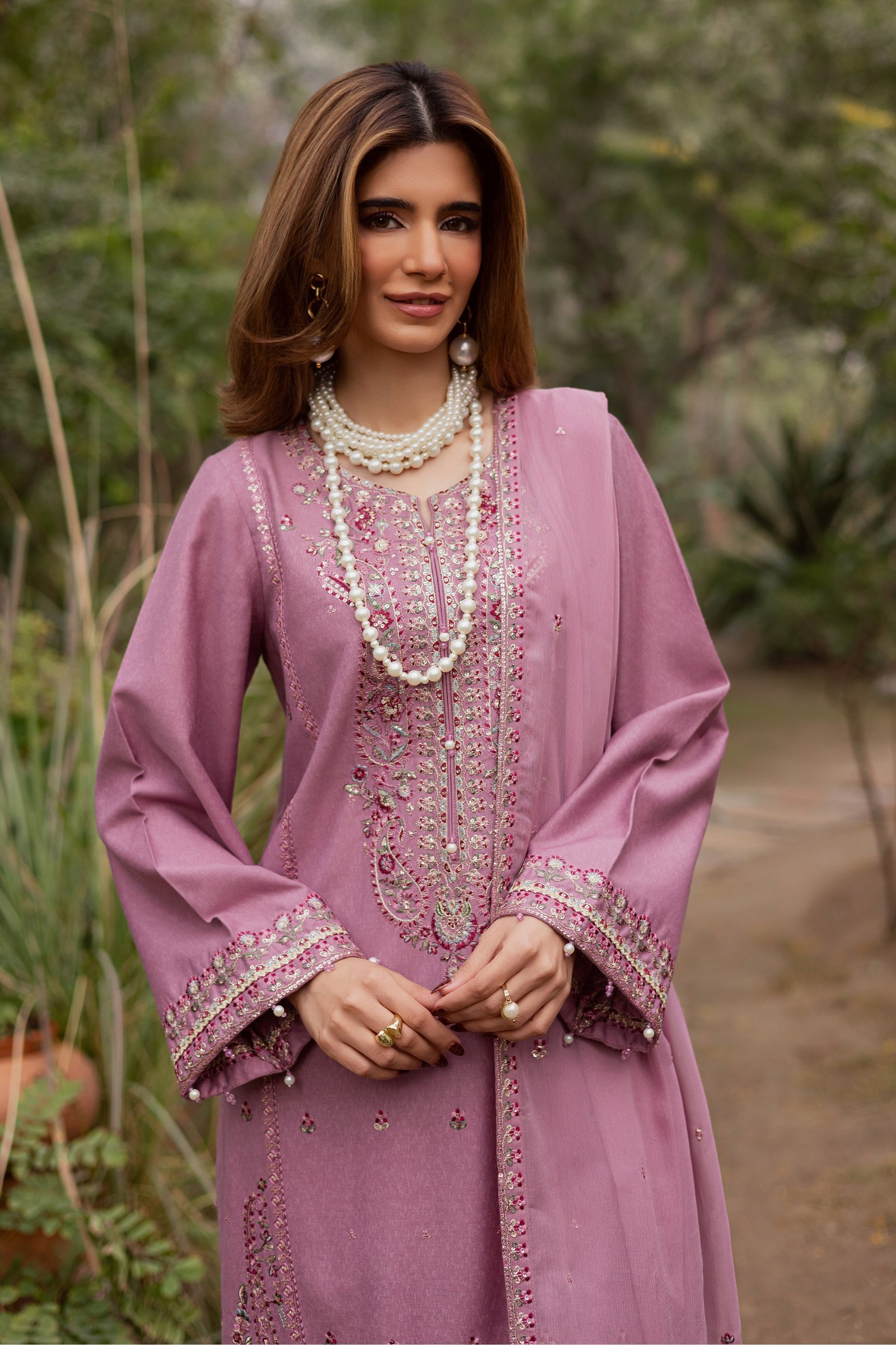 November 3Pc - Embroidered Festive Pret BATIK WINTER PRET 2025 BATIK XS / Dusky Orchid / Textured Cotton-S / Dusky Orchid / Textured Cotton-M / Dusky Orchid / Textured Cotton-L / Dusky Orchid / Textured Cotton-XL / Dusky Orchid / Textured Cotton