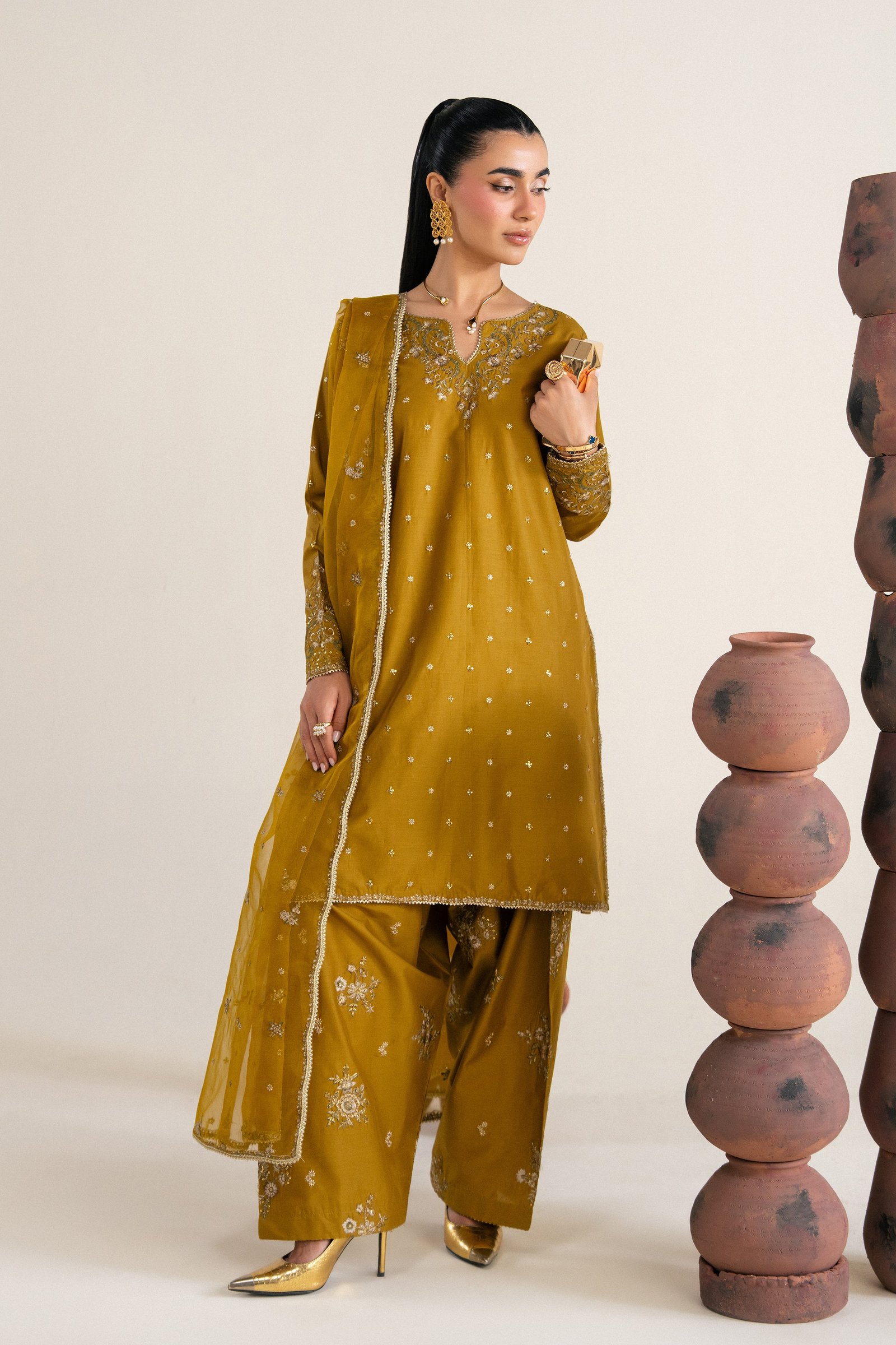 Nuraisa 3Pc - Festive Eid Pret BATIKSS26 BATIK XS / Mehndi / Giza-S / Mehndi / Giza-M / Mehndi / Giza-L / Mehndi / Giza-XL / Mehndi / Giza