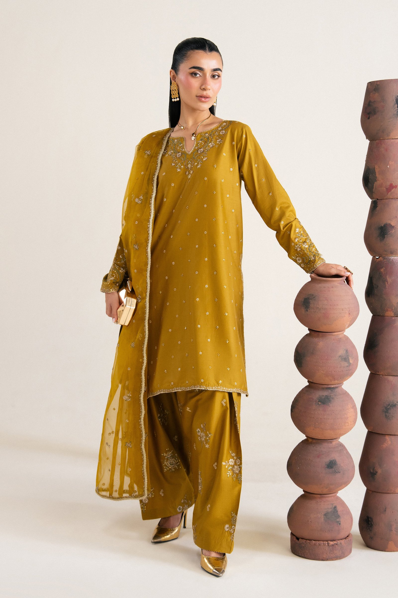 Nuraisa 3Pc - Festive Eid Pret BATIKSS26 BATIK XS / Mehndi / Giza-S / Mehndi / Giza-M / Mehndi / Giza-L / Mehndi / Giza-XL / Mehndi / Giza