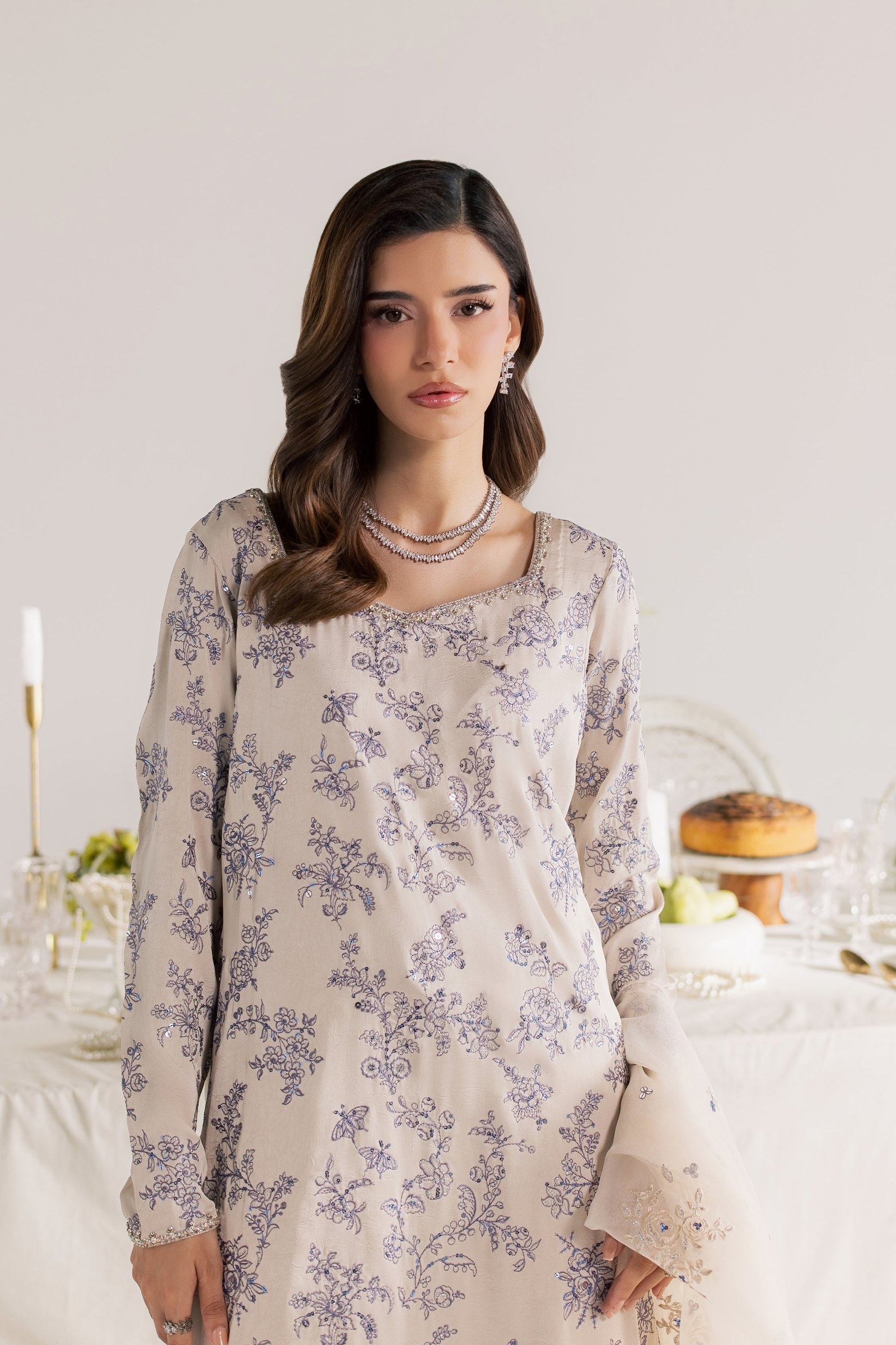 Pearl Elena 3Pc - Festive Luxe Pret STUDIOLUXEAUG26 BATIK S / Pearl White / Textured Grip
