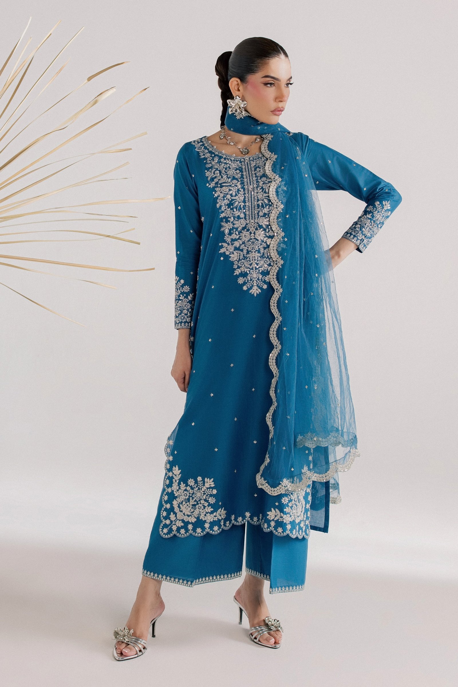 Pomeline 3Pc - Luxury Embroidered Lawn BATIKSS26 BATIK XS / Celestial / Pima Lawn-S / Celestial / Pima Lawn-M / Celestial / Pima Lawn-L / Celestial / Pima Lawn-XL / Celestial / Pima Lawn