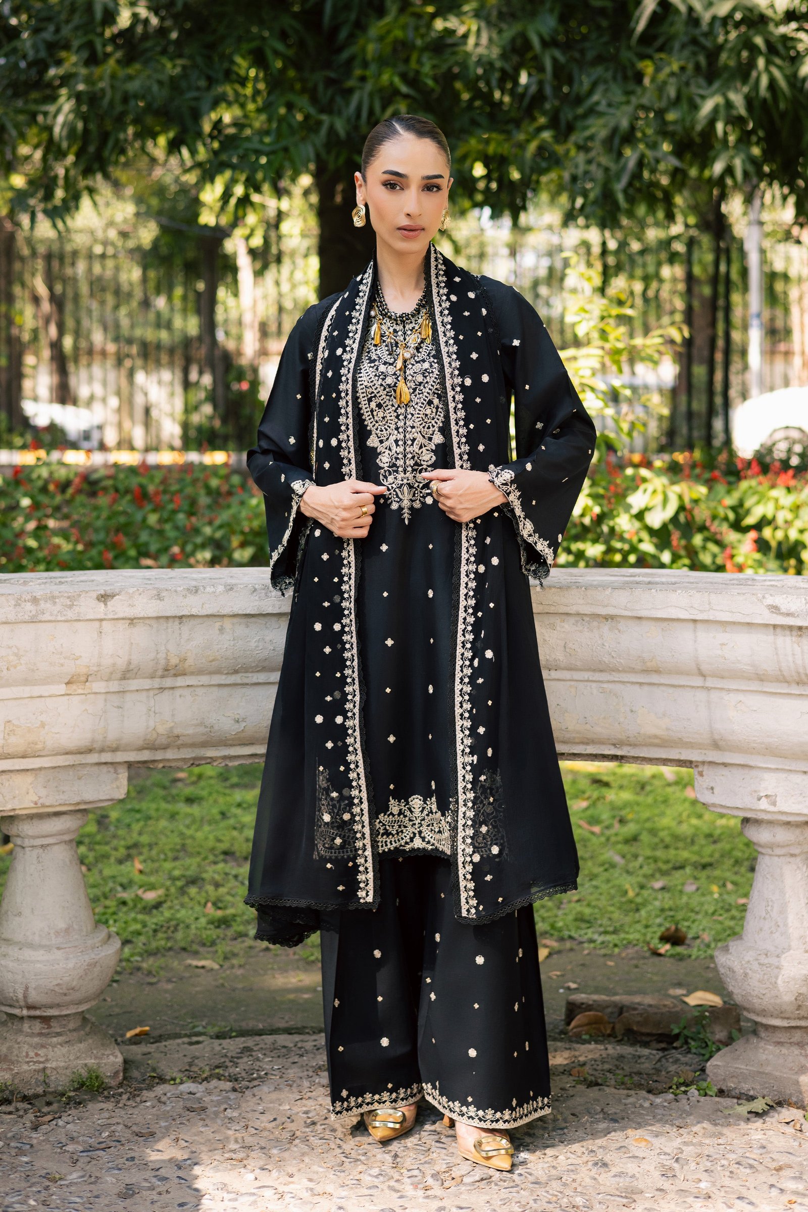  Rehel 3Pc - Festive Embroidered Lawn BATIKSS26  BATIK   XS / Black / Pima Lawn-S / Black / Pima Lawn-M / Black / Pima Lawn-L / Black / Pima Lawn-XL / Black / Pima Lawn