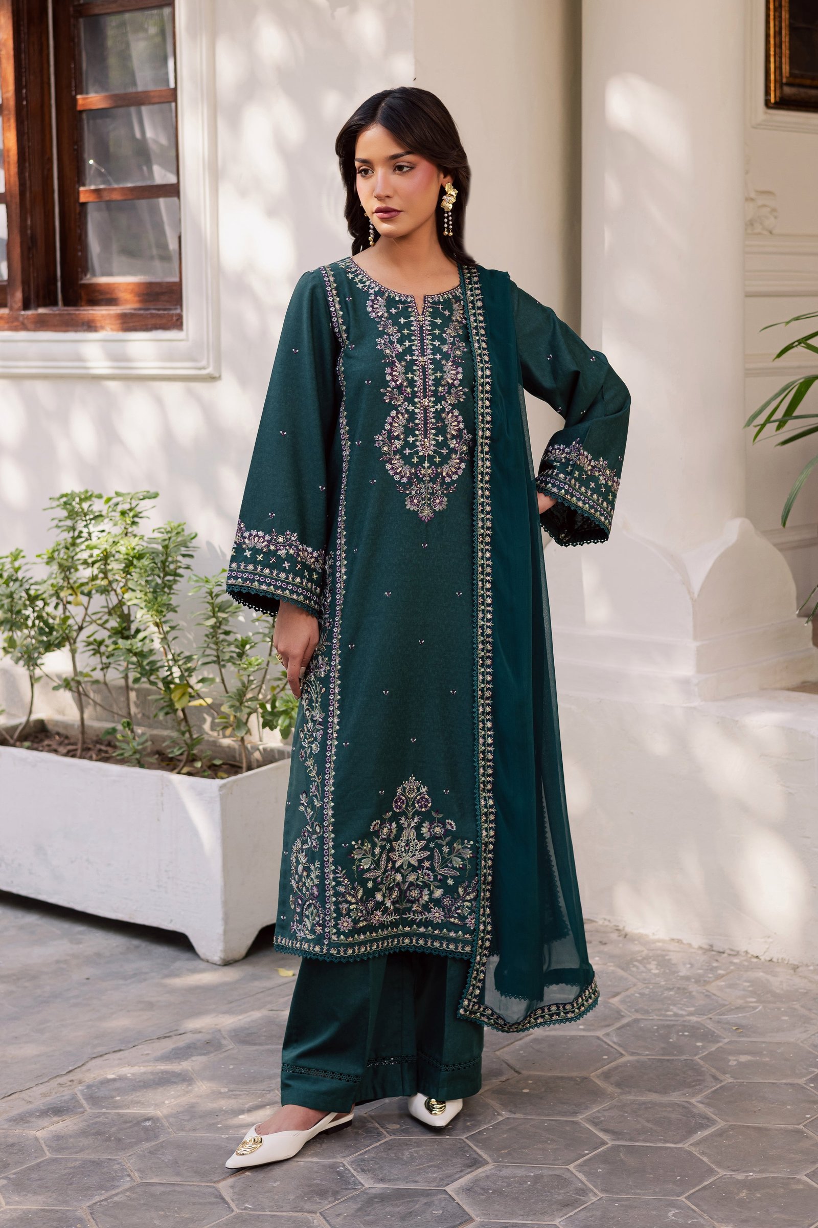 Safira 3Pc - Embroidered Karandi Dress BATIK WINTER PRET 2025 BATIK XS / Bottle Green / Karandi-S / Bottle Green / Karandi-M / Bottle Green / Karandi-L / Bottle Green / Karandi-XL / Bottle Green / Karandi