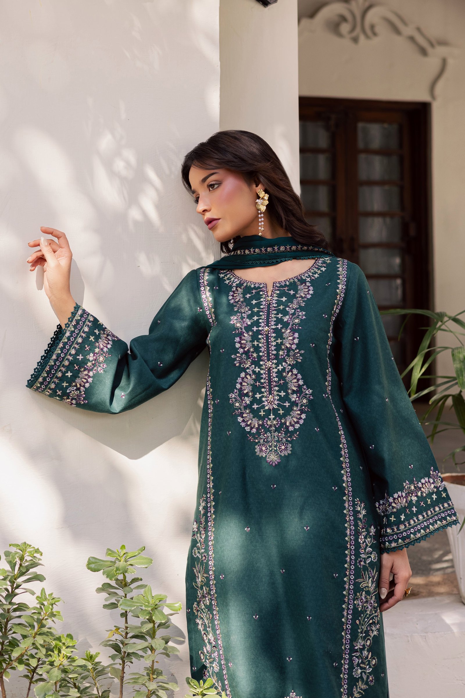 Safira 3Pc - Embroidered Karandi Dress BATIK WINTER PRET 2025 BATIK XS / Bottle Green / Karandi-S / Bottle Green / Karandi-M / Bottle Green / Karandi-L / Bottle Green / Karandi-XL / Bottle Green / Karandi