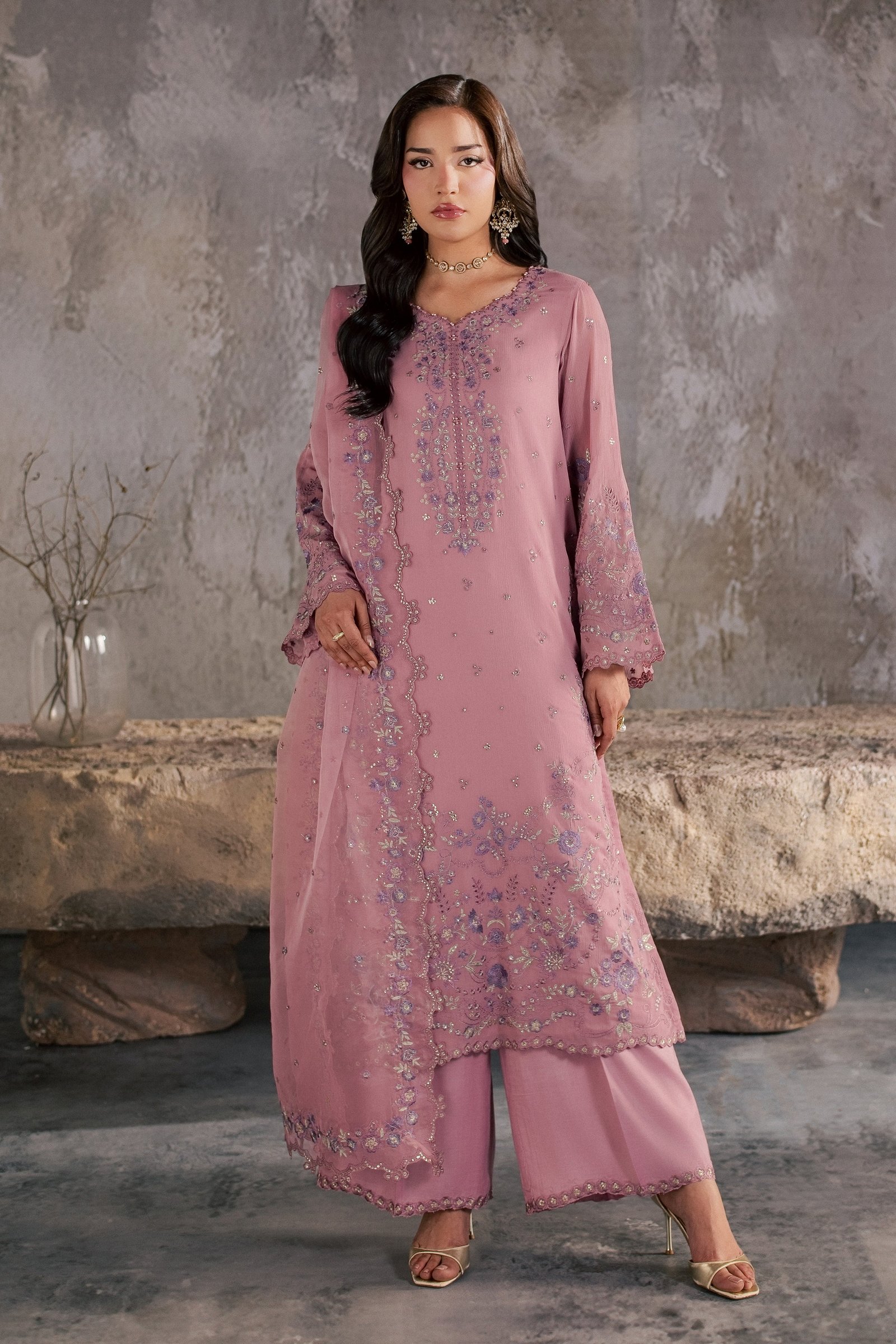  Sehaz 3Pc - Festive Luxe Pret BATIKSTUDIO2026  BATIK   S / Tea Pink / Crinkle-M / Tea Pink / Crinkle-L / Tea Pink / Crinkle