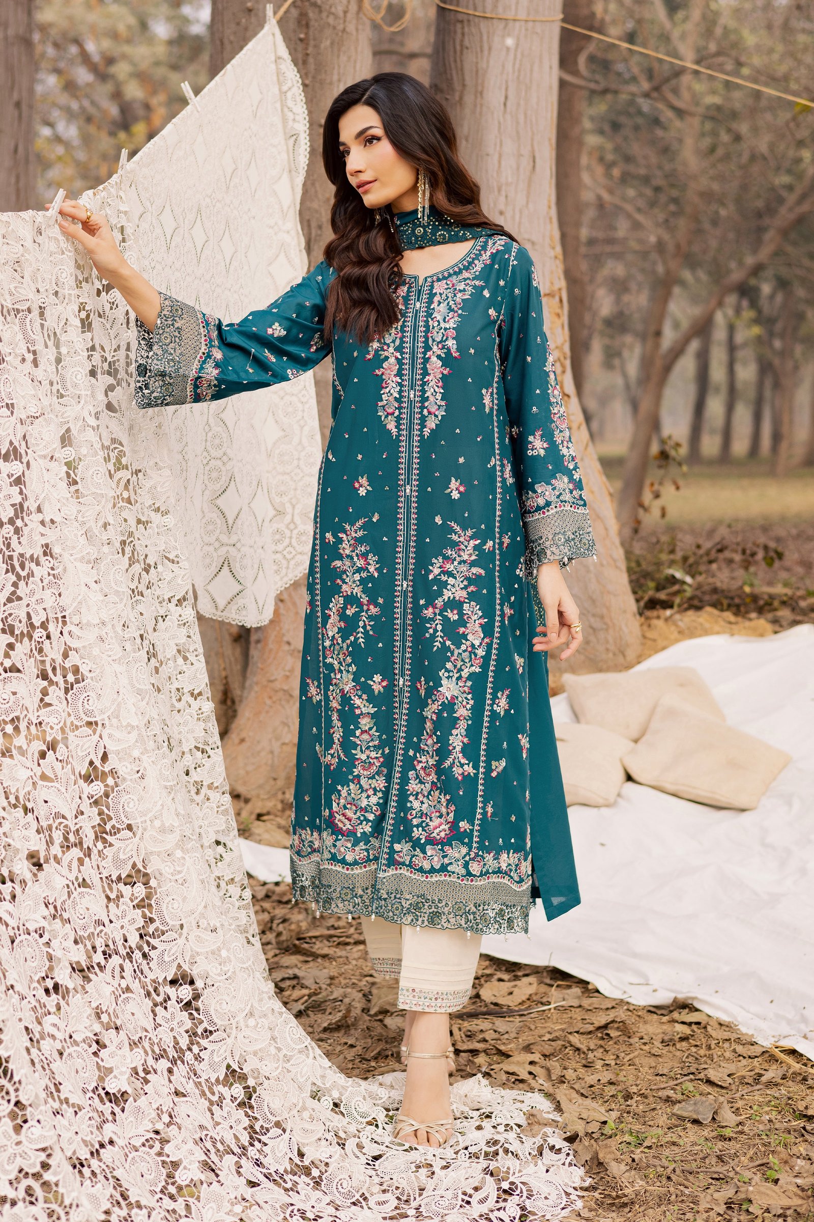 Shane 3Pc - Festive Embroidered Lawn BATIKEID2026 BATIK XS / Zinc / Pima Lawn-S / Zinc / Pima Lawn-M / Zinc / Pima Lawn-L / Zinc / Pima Lawn-XL / Zinc / Pima Lawn