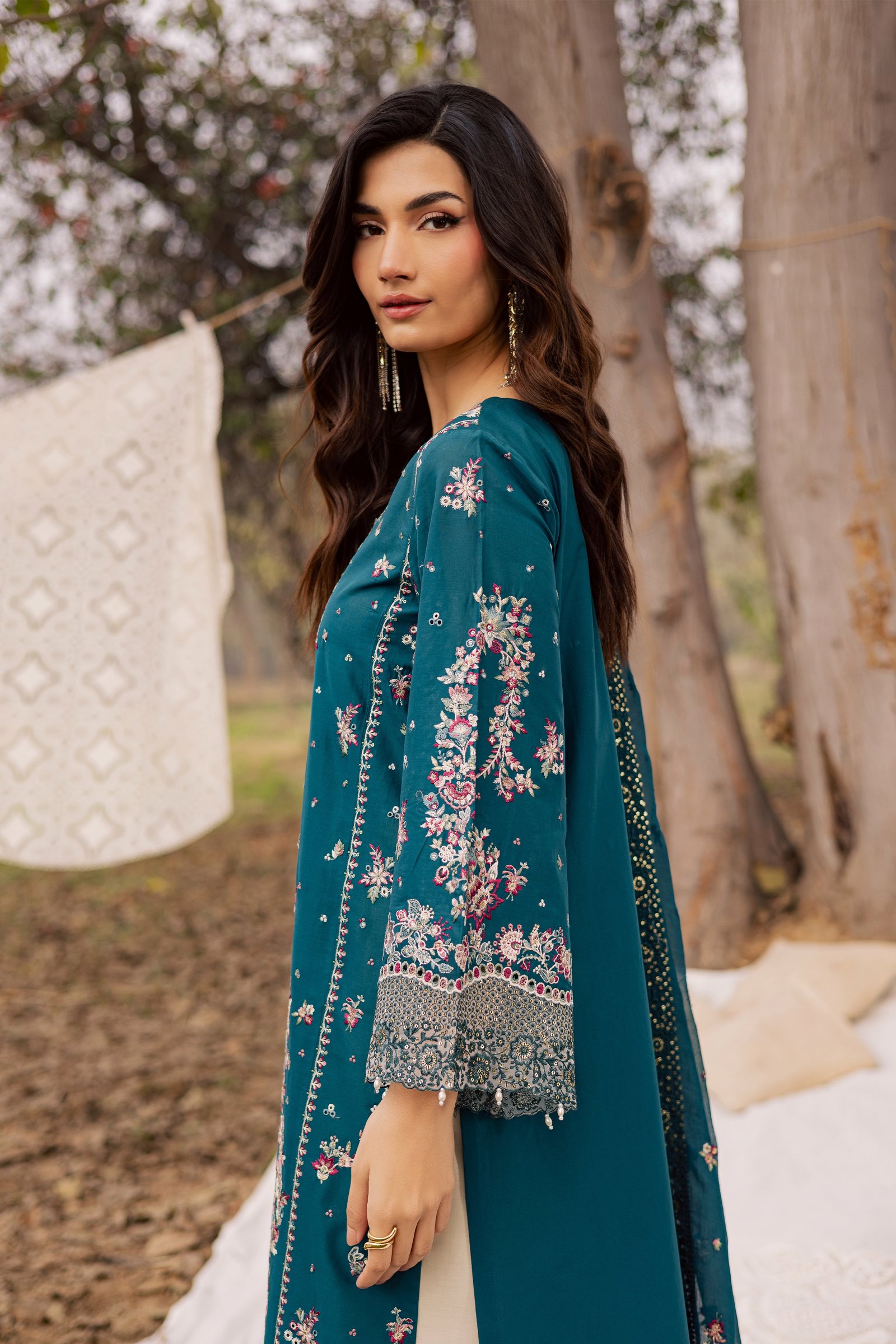  Shane 3Pc - Festive Embroidered Lawn BATIKEID2026  BATIK   XS / Zinc / Pima Lawn-S / Zinc / Pima Lawn-M / Zinc / Pima Lawn-L / Zinc / Pima Lawn-XL / Zinc / Pima Lawn