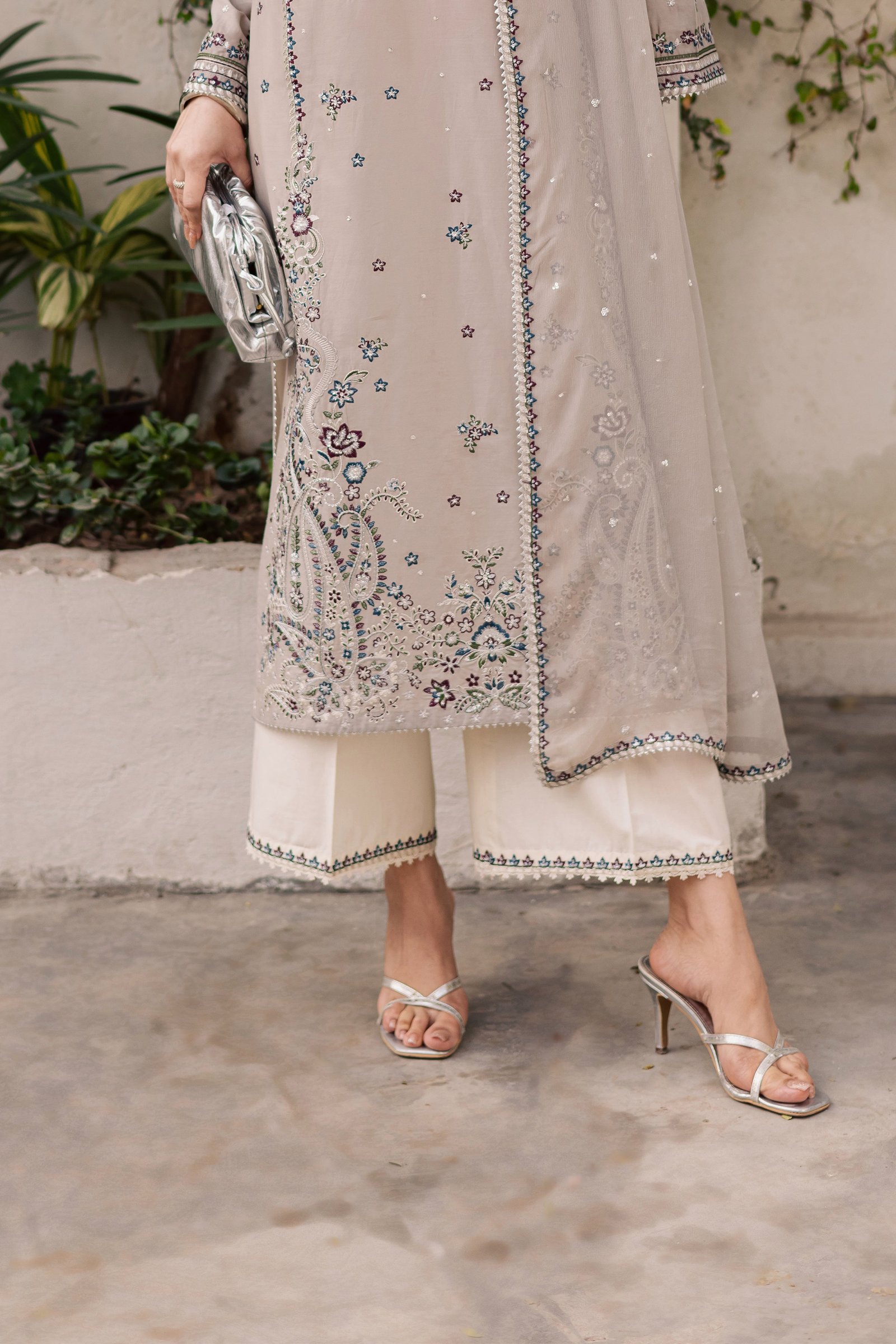 Silversun 3Pc - Festive Embroidered Lawn BATIKEID2026 BATIK XS / Grey / Pima Lawn-S / Grey / Pima Lawn-M / Grey / Pima Lawn-L / Grey / Pima Lawn-XL / Grey / Pima Lawn