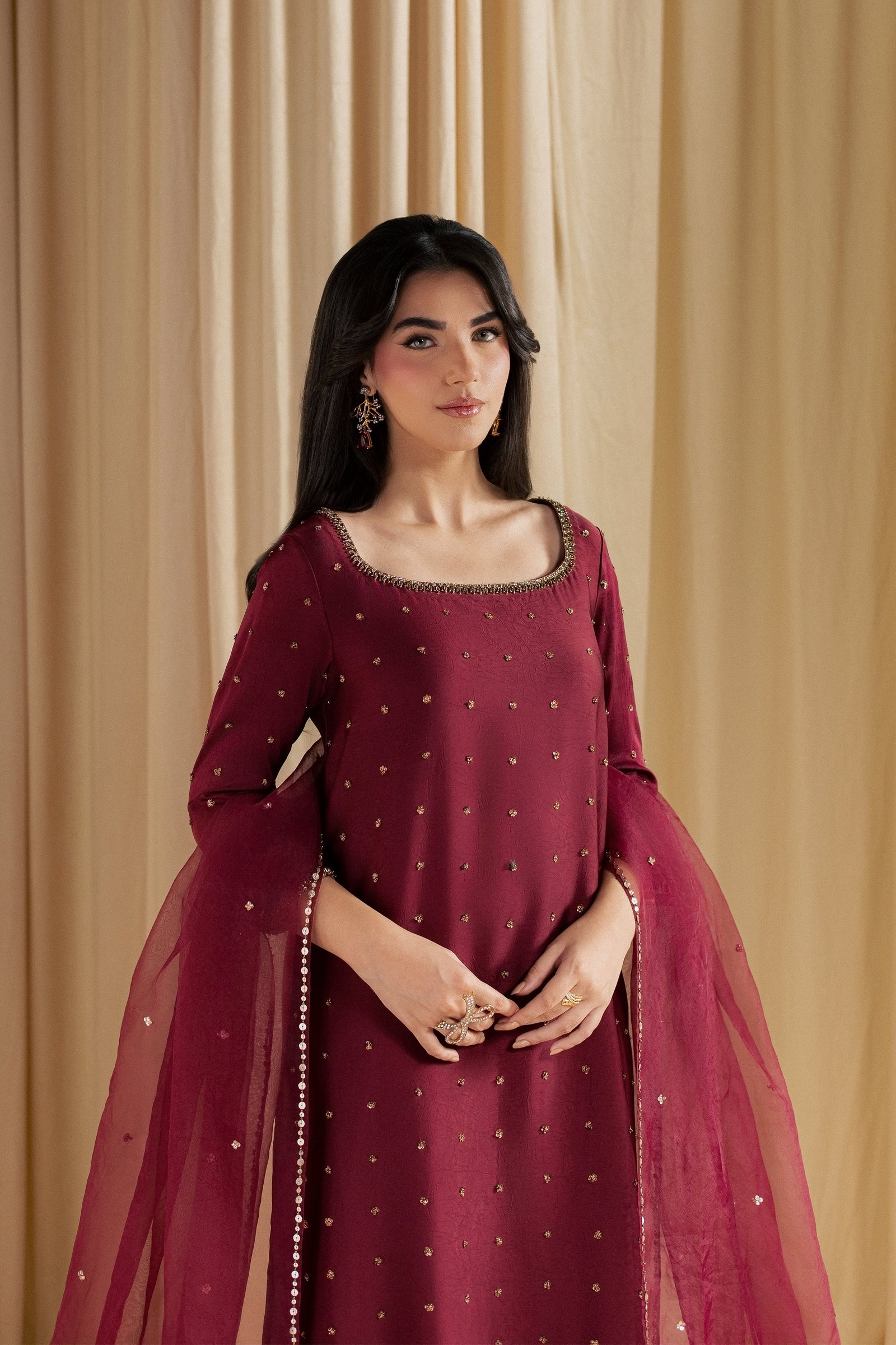 Simab 3Pc - Festive Luxe Pret STUDIOLUXEAUG26 BATIK S / Burgundy / Textured Grip